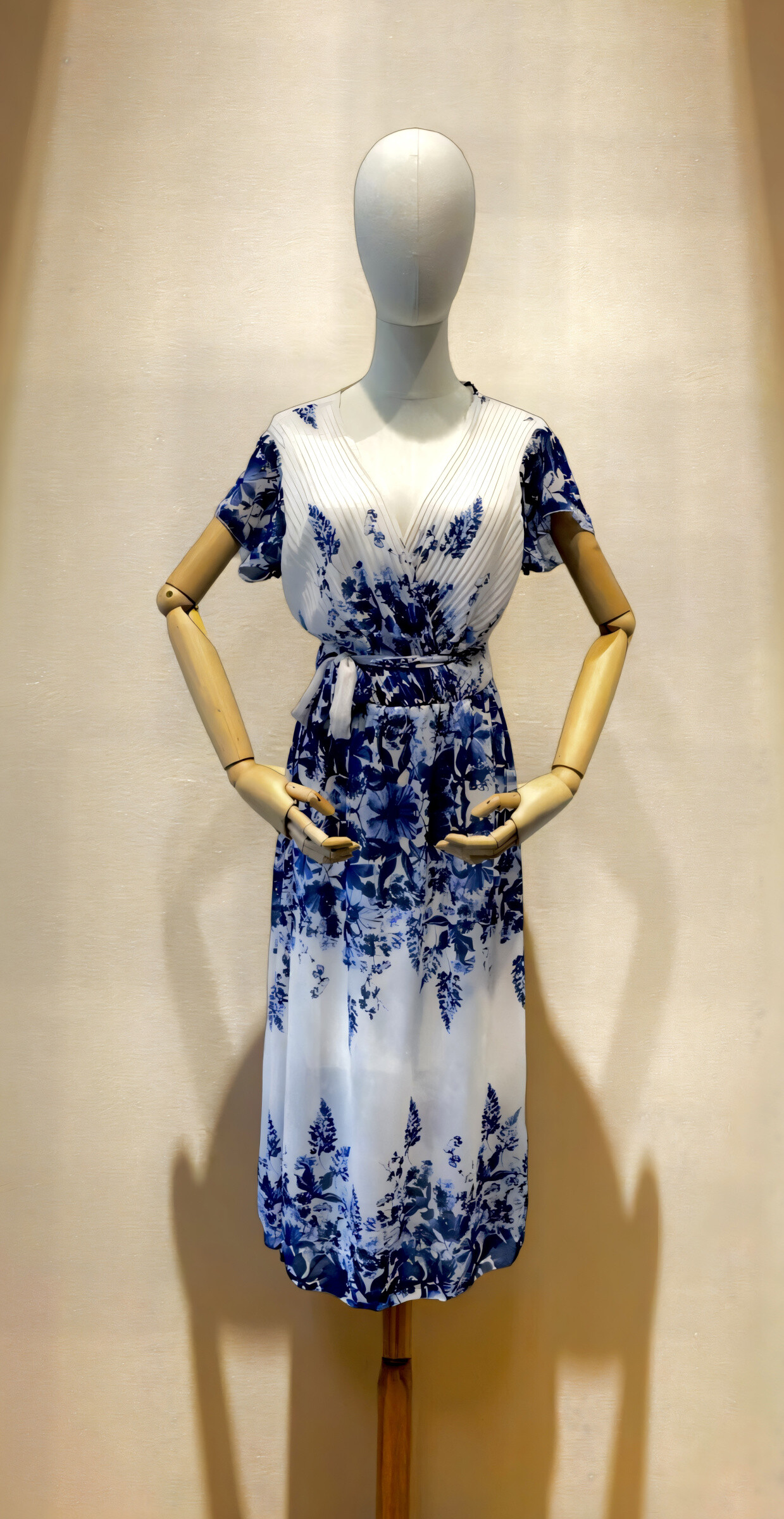 Wholesaler AMARIA - Floral printed lighter dress