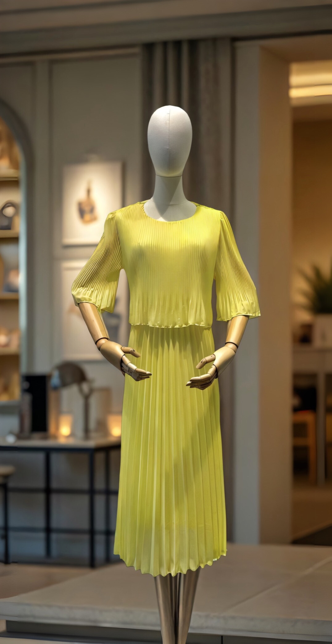 Wholesaler AMARIA - Long pleated dress