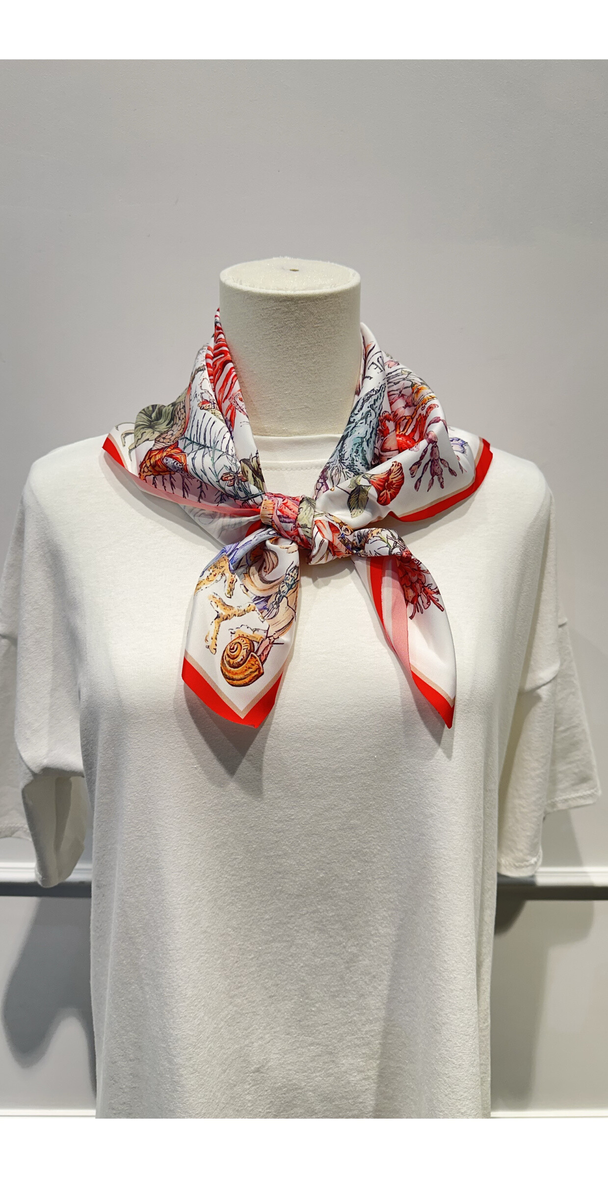 Wholesaler AMARIA - White T-shirt printed