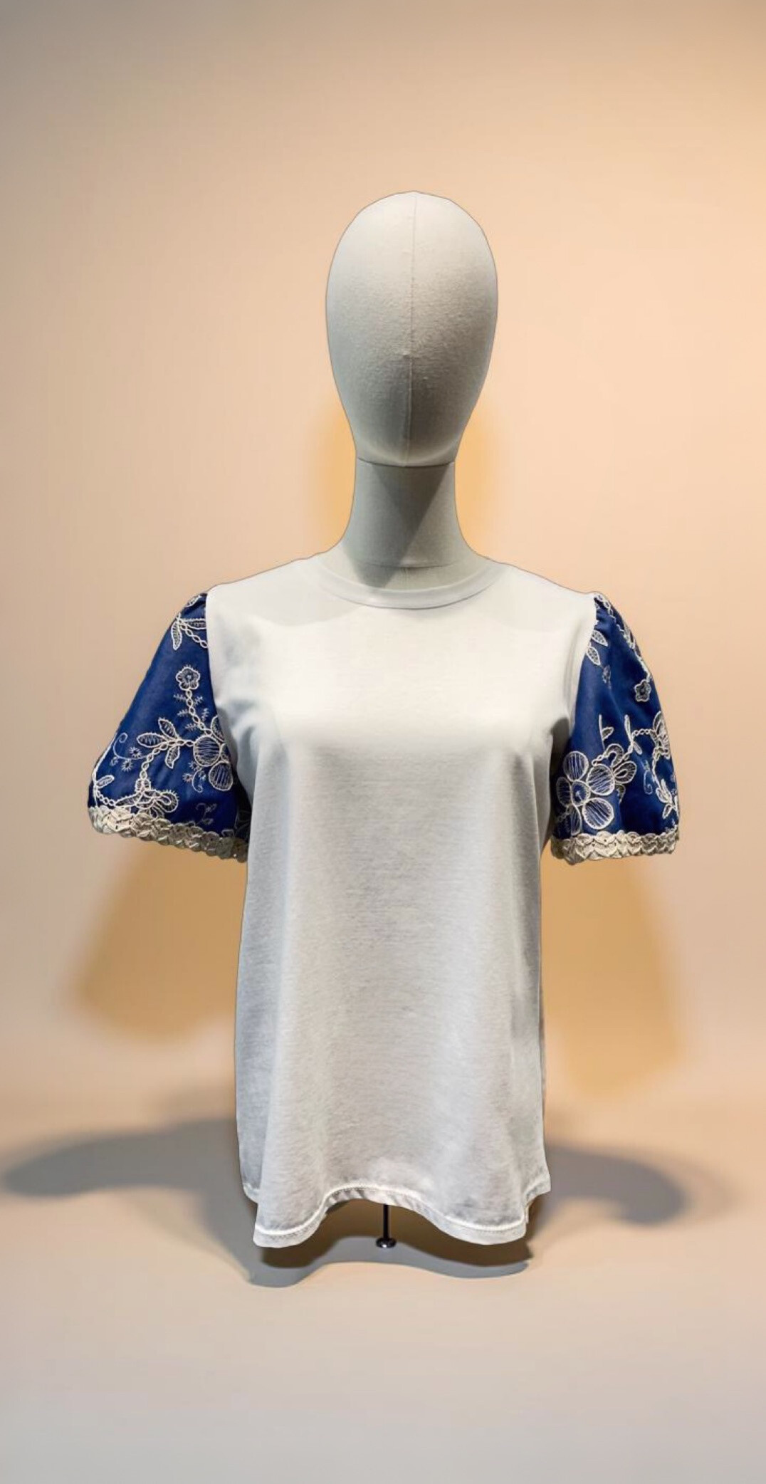 Wholesaler AMARIA - White T-shirt short sleeves embroidered Denim fabric lace