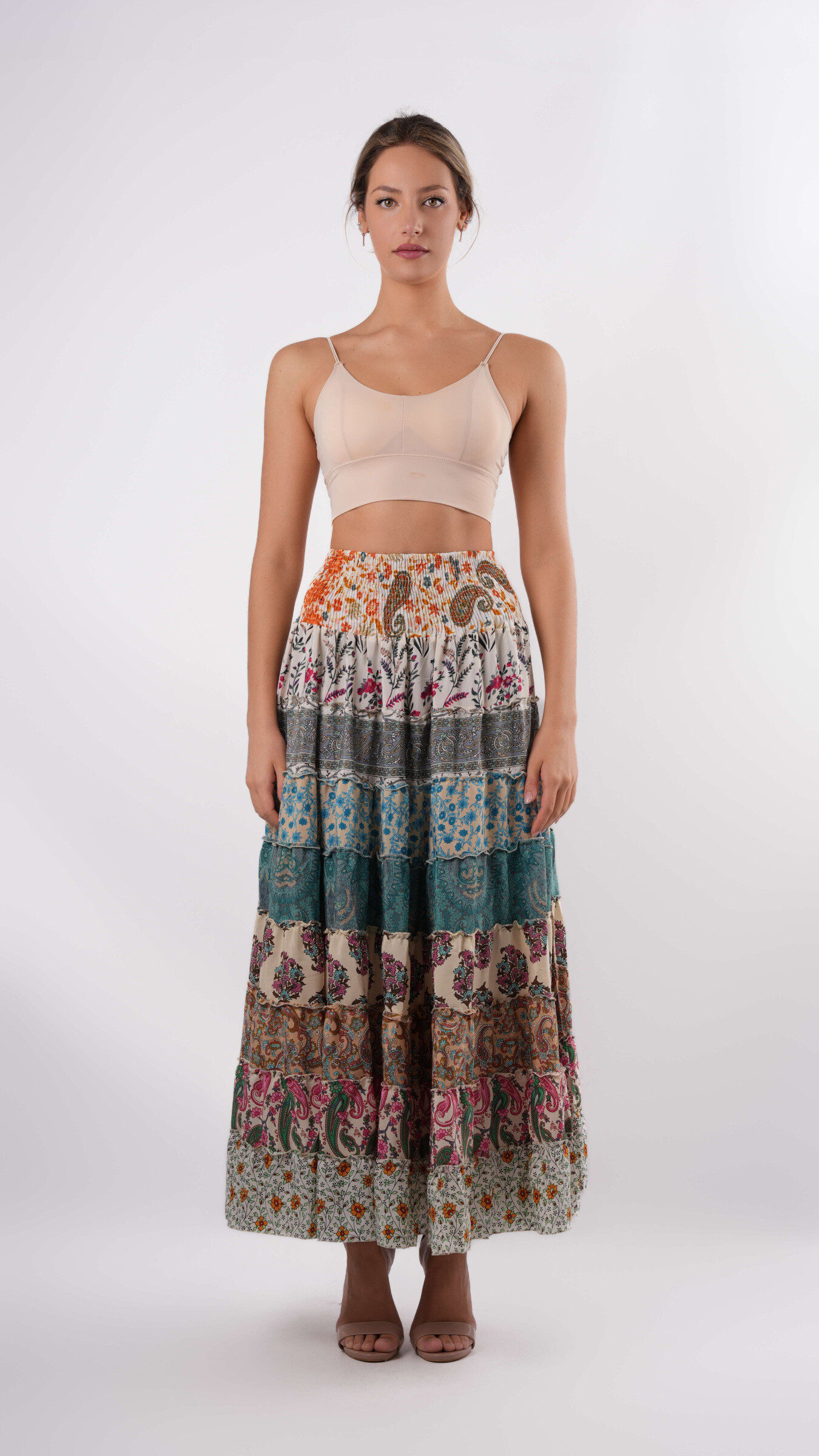 Grossiste Amele - Long Boho Patchwork Jupe avec motifs floraux et paisley