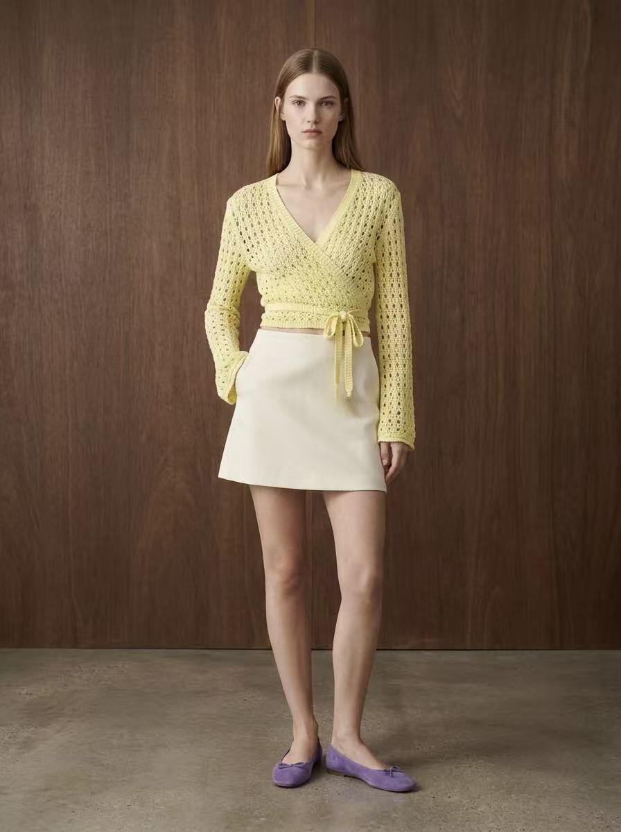 Grossiste Amelé - Pull croisé en maille ajourée