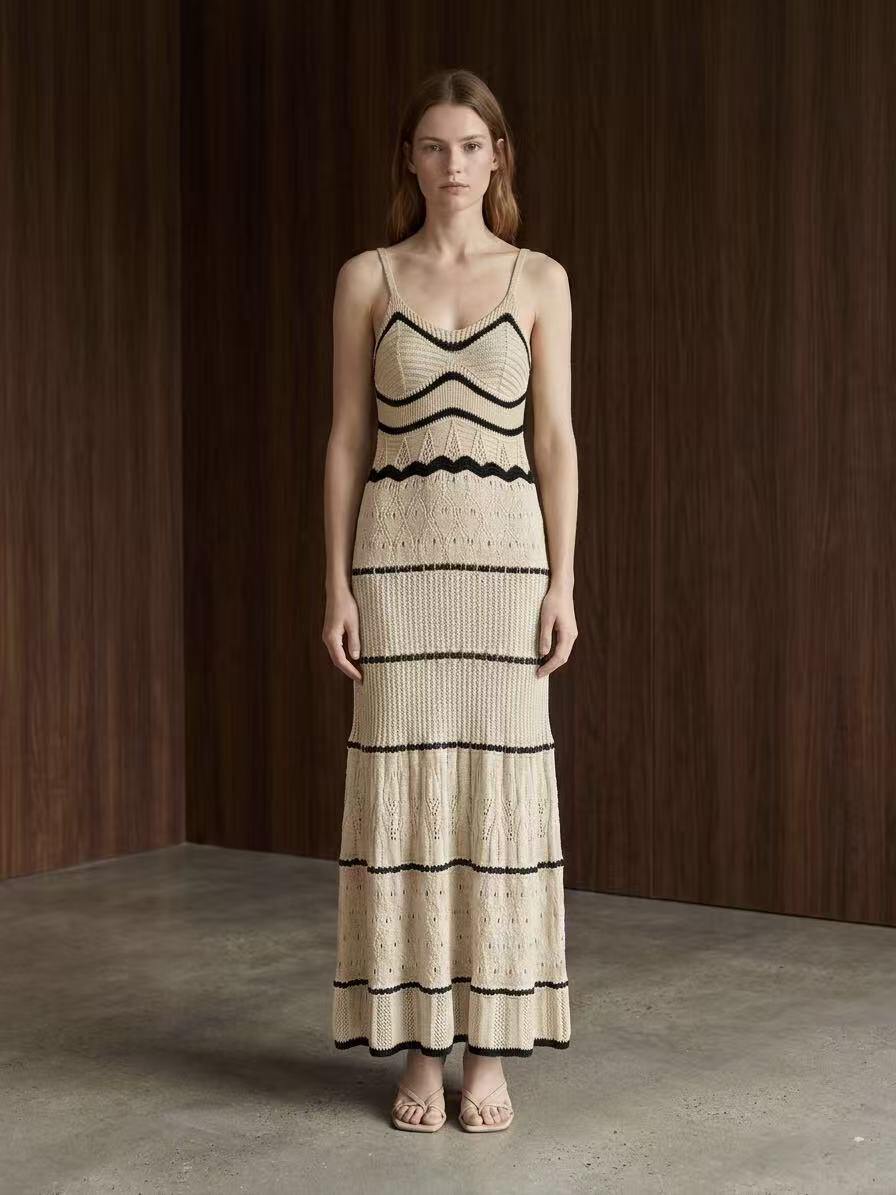 Mayorista Amelé - Vestido largo de punto calado con hilo de lurex