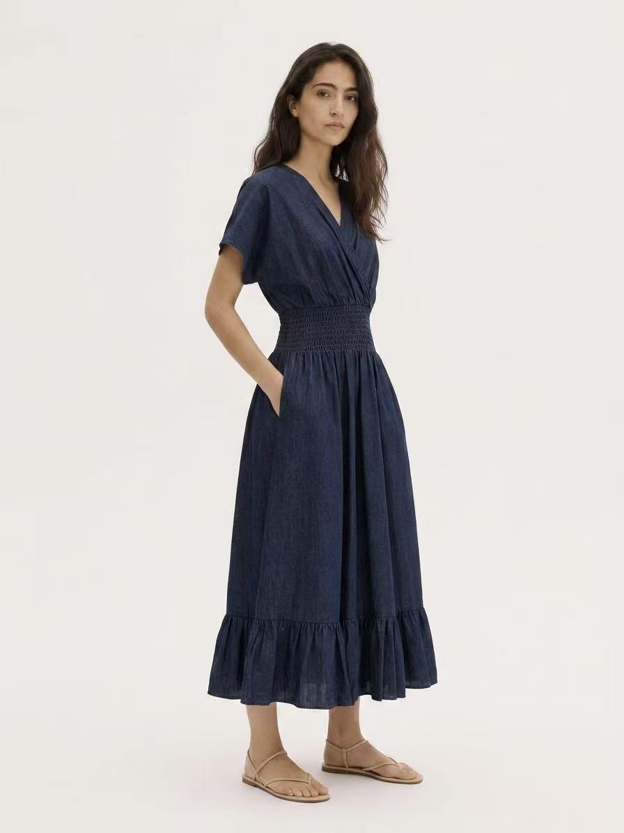 Wholesaler Amelé - Dress with a crossover neckline and side pockets