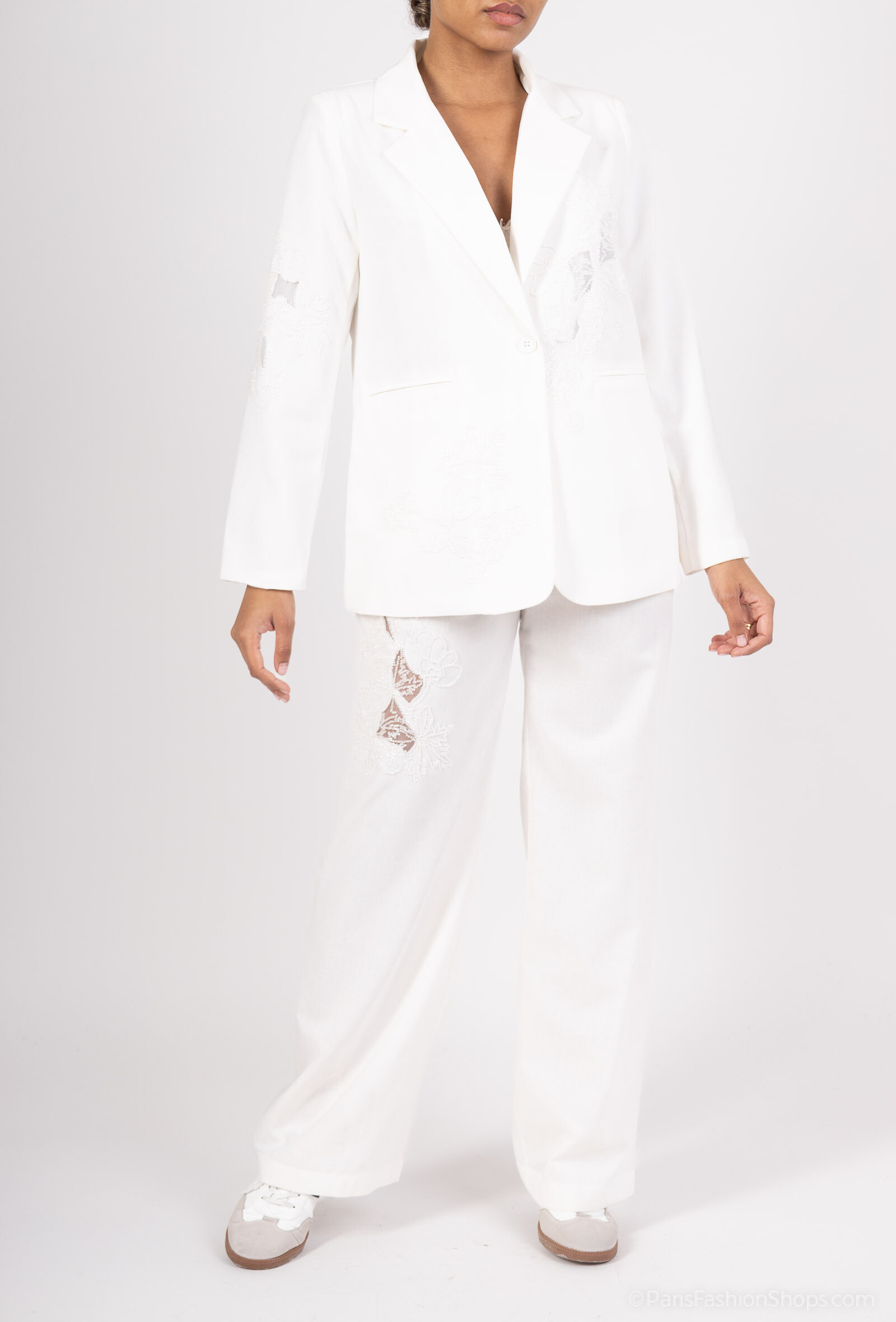 Mayorista Amy&Clo - Blazer en lino con adornos
