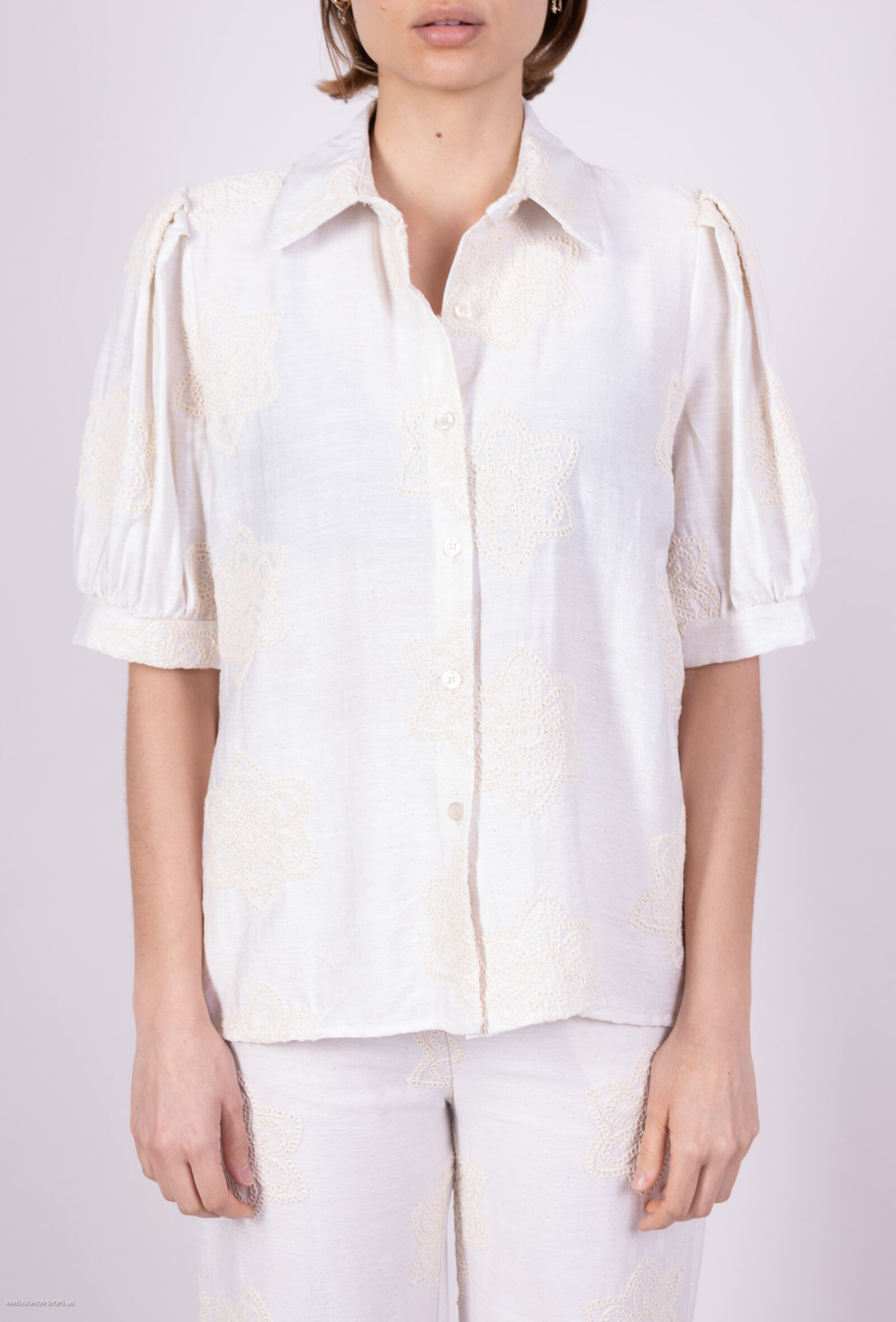 Grossista Amy&Clo - Camicia ricamata in lino