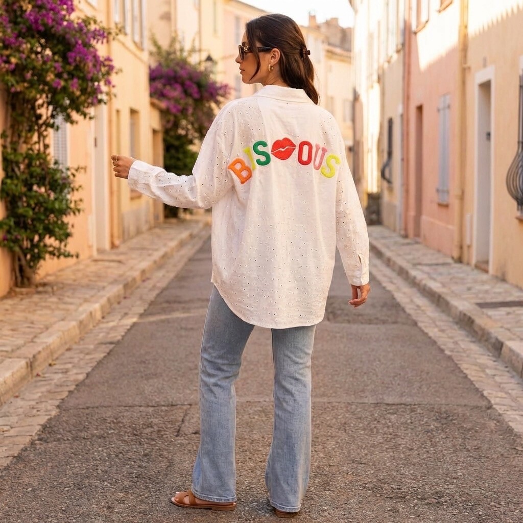 Grossista Amy&Clo - Camicia in cotone ricamata con messaggio