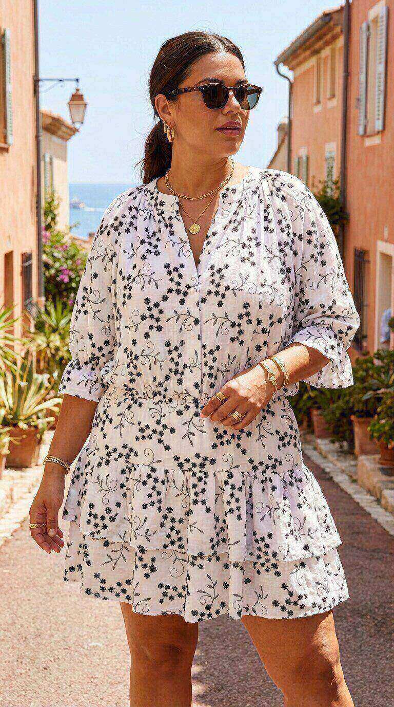 Großhändler Amy&Clo - PLUS SIZE - Bestickter Jumpsuit