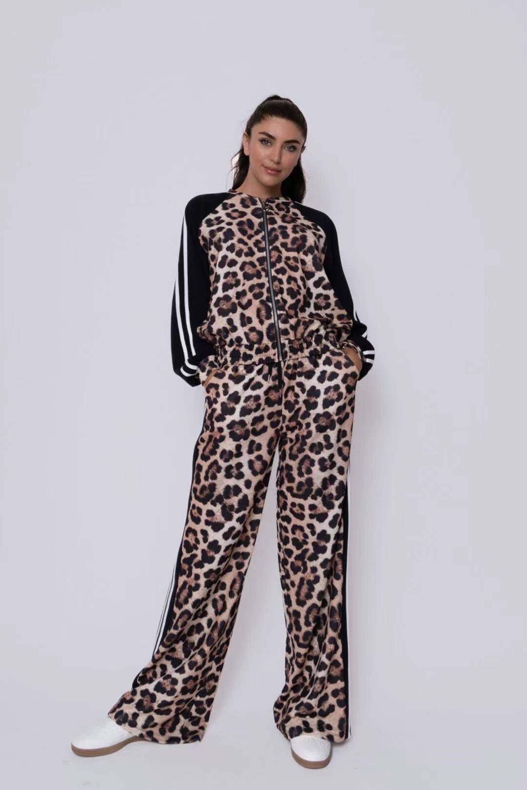 Grossiste Amy&Clo - Ensemble Jogging Chic Imprimé animalier