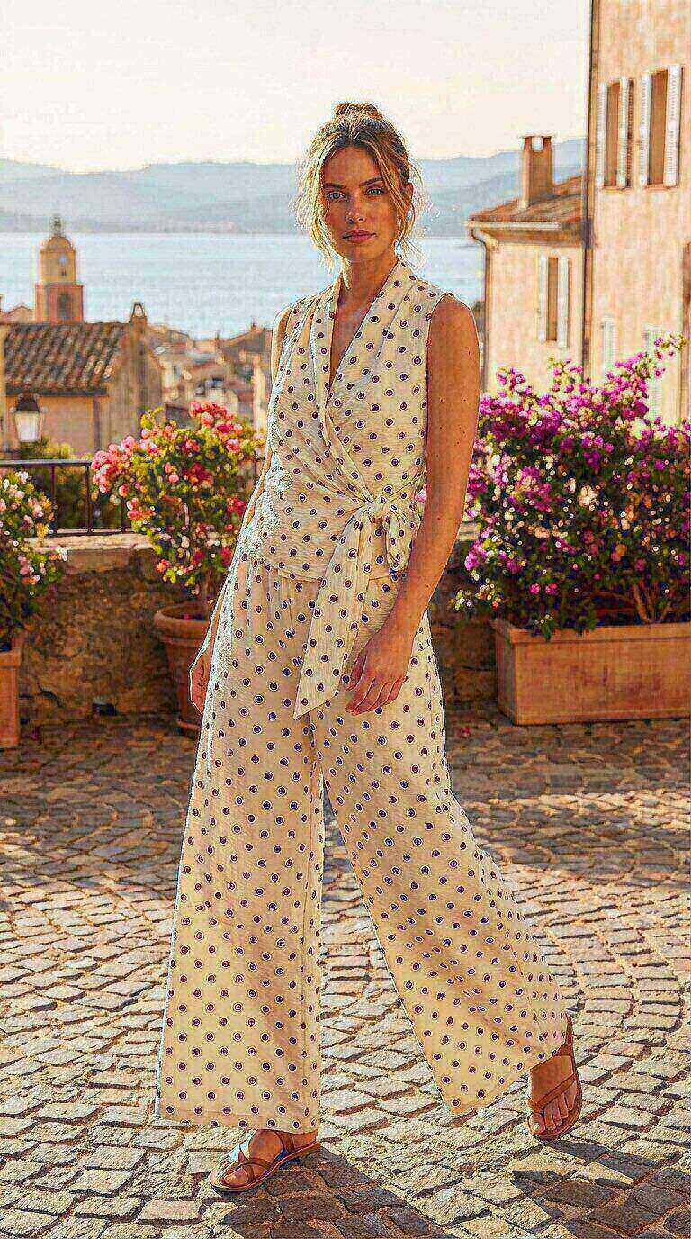 Mayorista Amy&Clo - Conjunto de Top Cruzado de Lunares y Pantalón