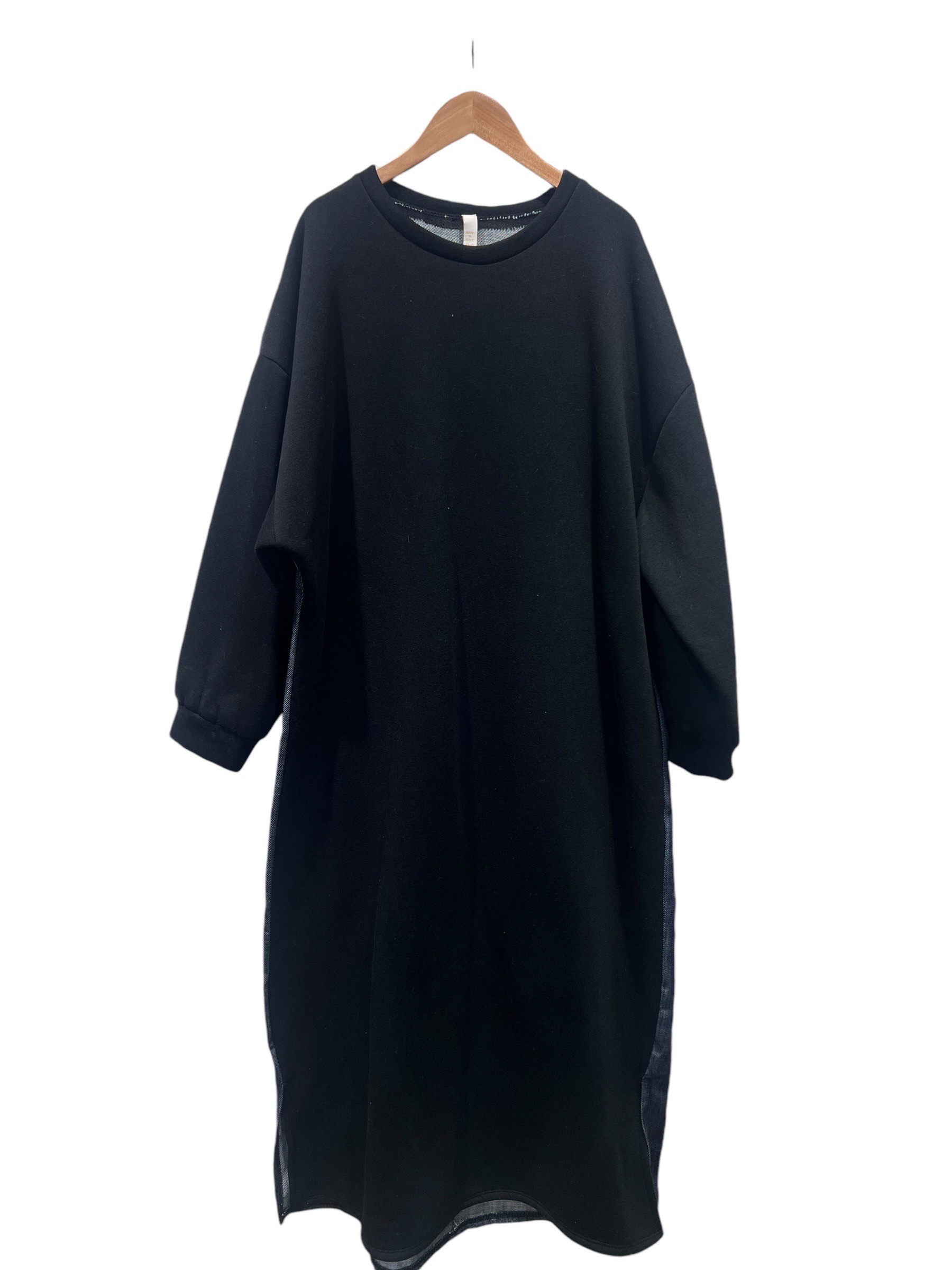 Grossiste Amy&Clo - Robe longue sweat avec détails en jean