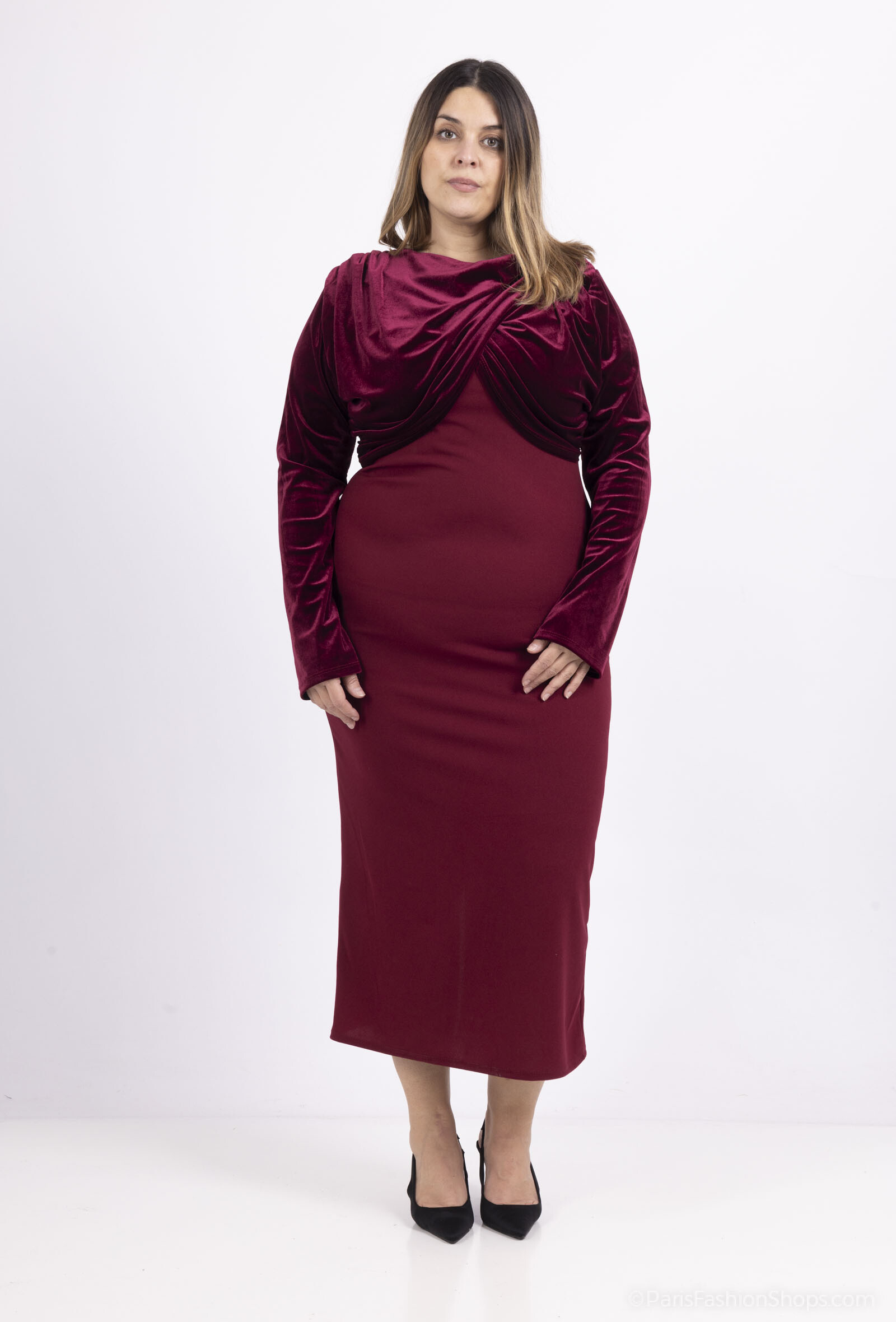 Großhändler Amy&Clo - 2-in-1-Effektkleid in Plus-Size aus Krepp und Samt