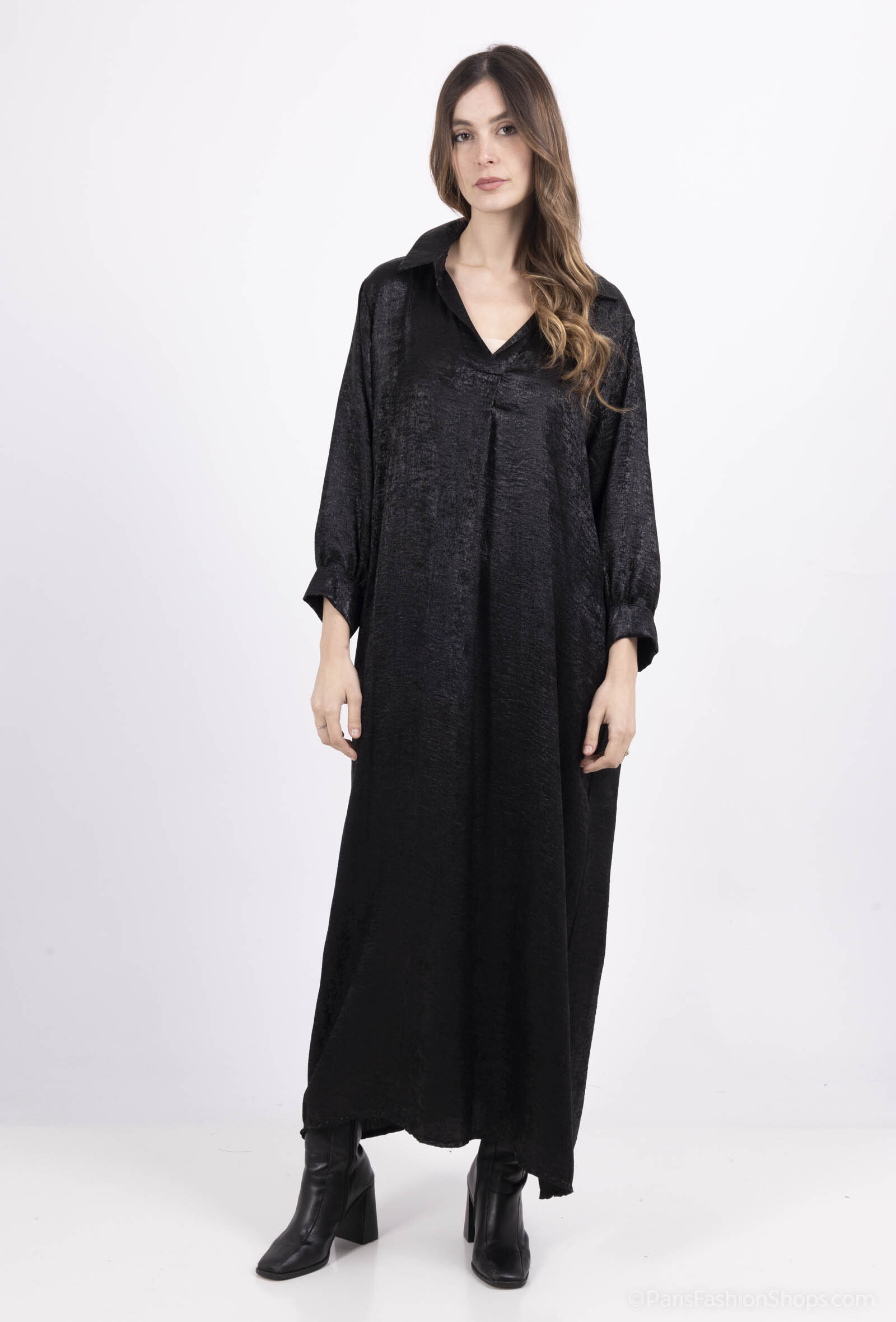 Wholesaler Amy&Clo - Long flowing dress in metallic crepe, one size