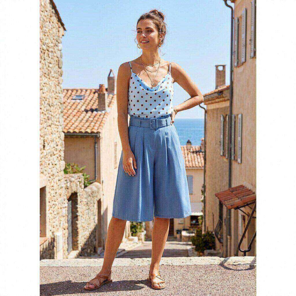 Wholesaler Amy&Clo - Flowy Bermuda shorts with belt