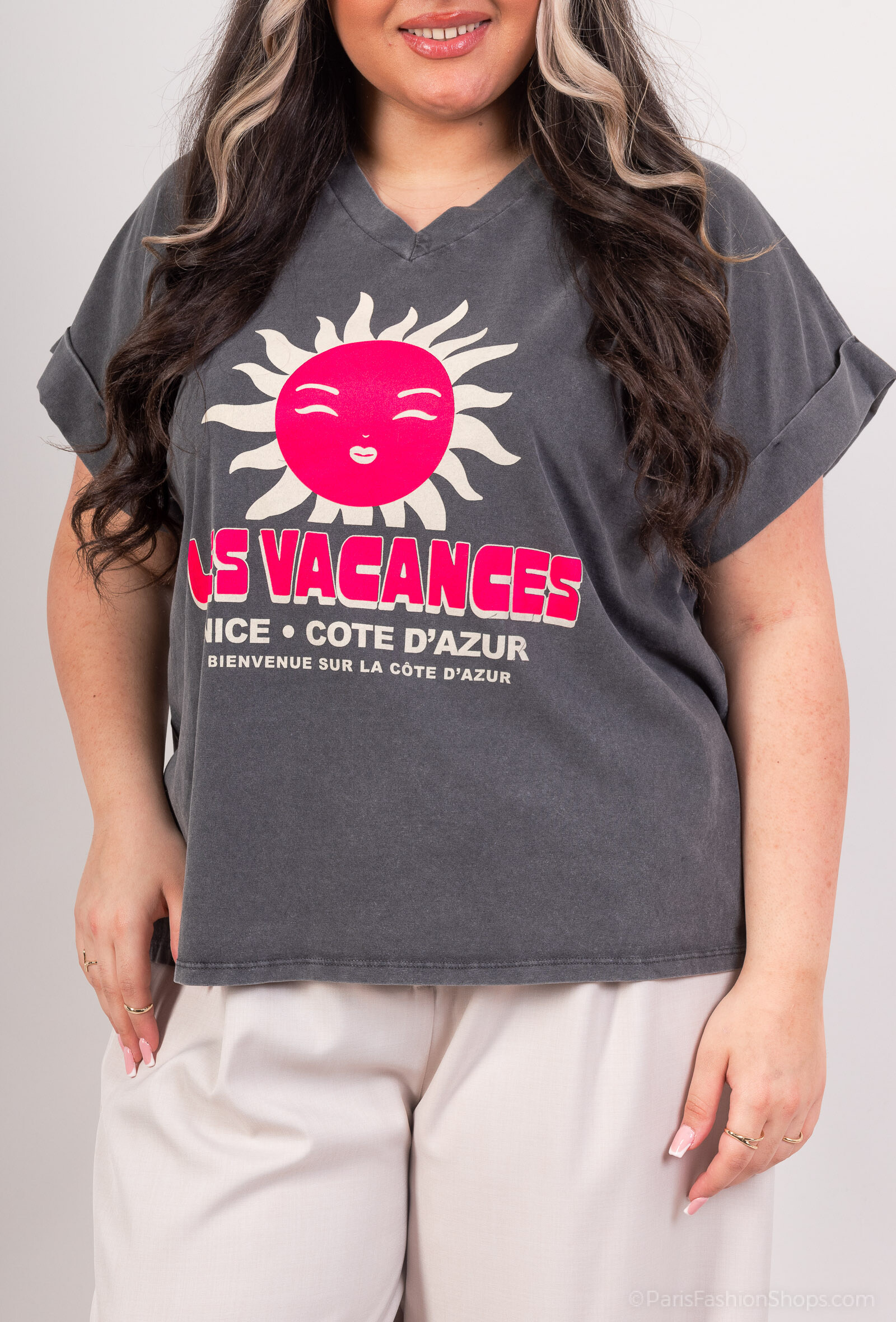 Wholesaler Amy&Clo - More size "Holidays" t-shirt