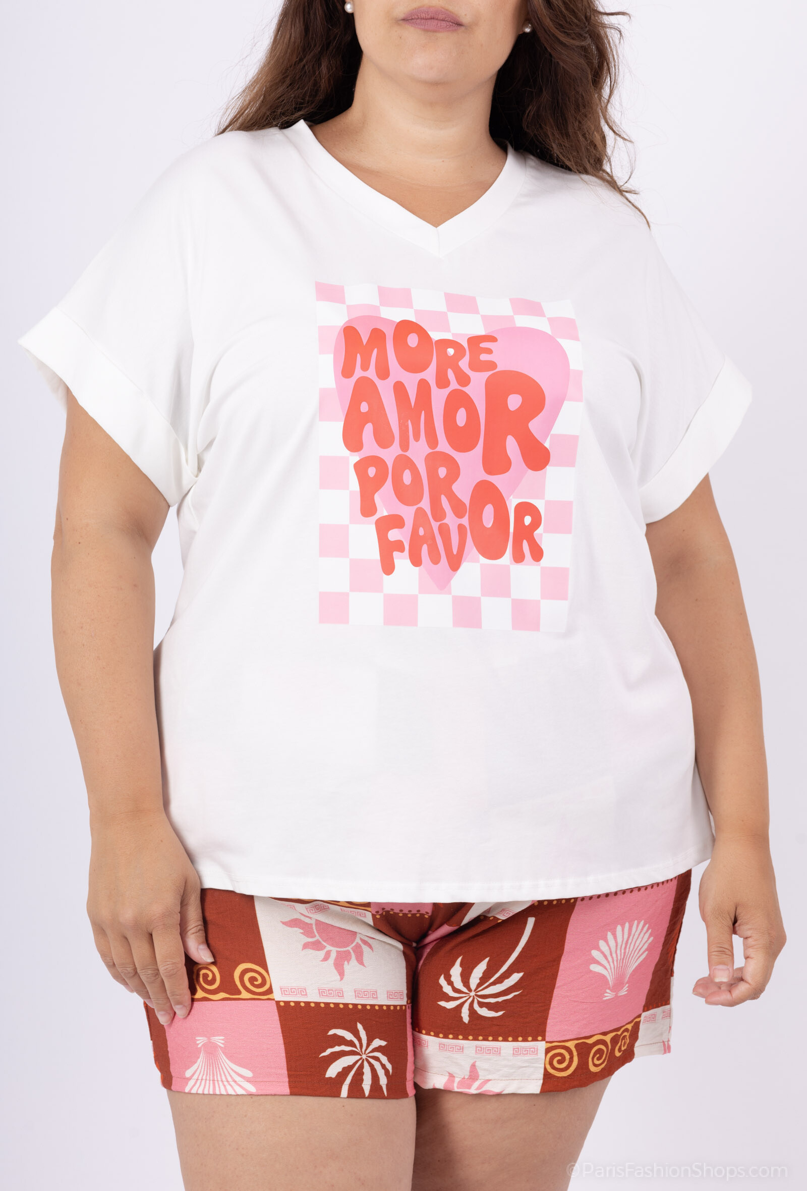 Mayorista Amy&Clo - Camiseta de talla grande 'Más amor'