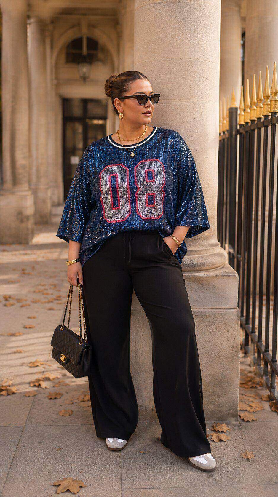 Großhändler Amy&Clo - PLUS SIZE Sportliches Pailletten-Top 08