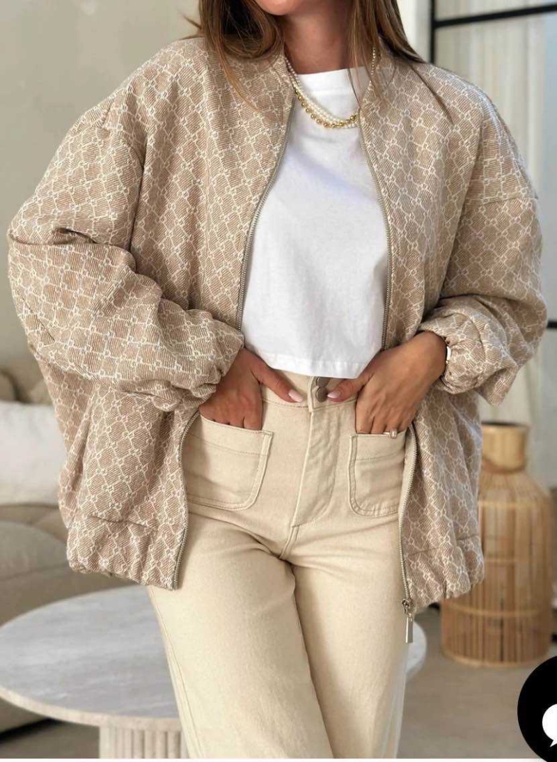 Mayorista Amy&Clo - Bomber texturizada con estampado “pequeños rizos”
