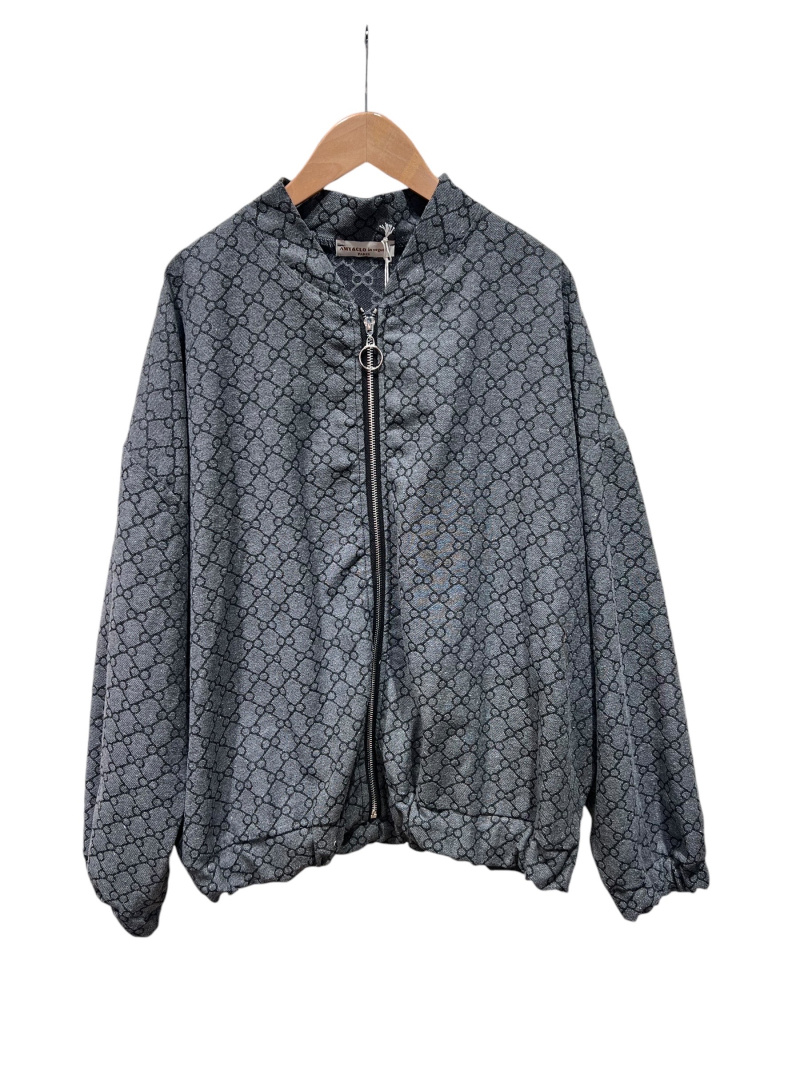 Mayorista Amy&Clo - Bomber texturizada con estampado “pequeños rizos”