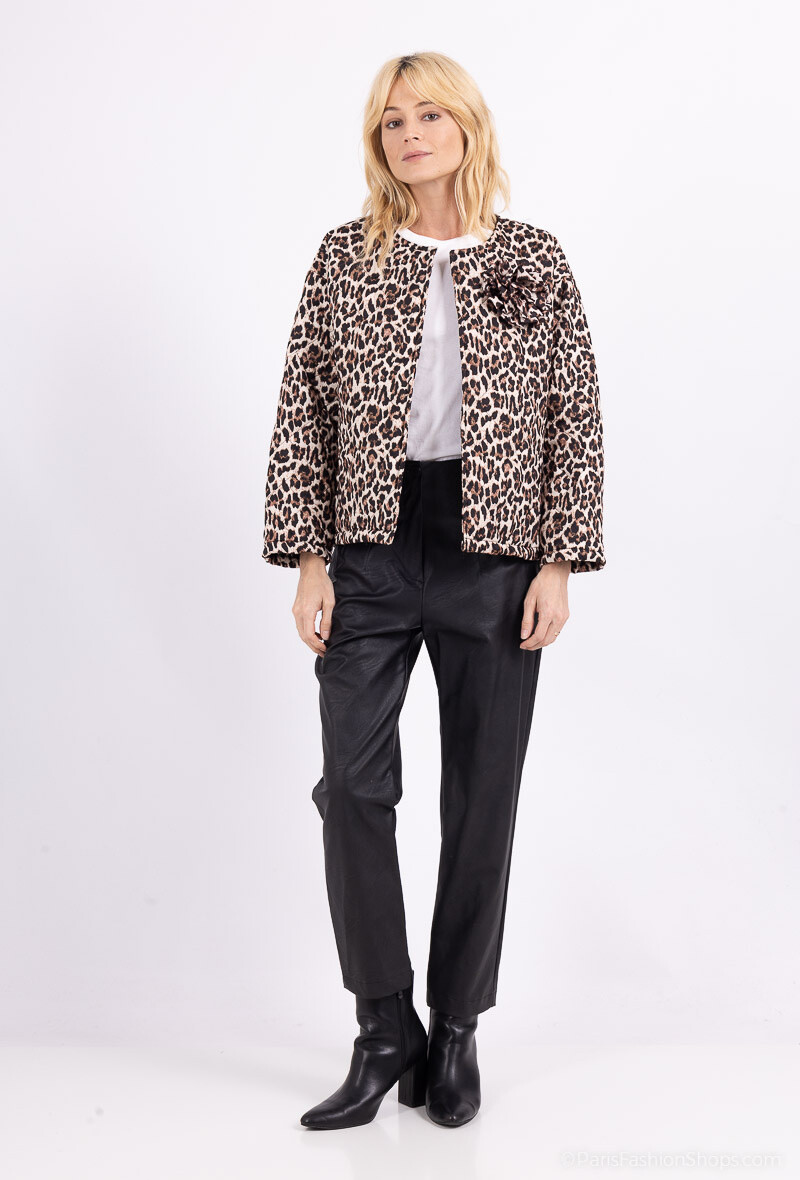 Wholesaler Amy&Clo - Lined quilted jacket with removable flower