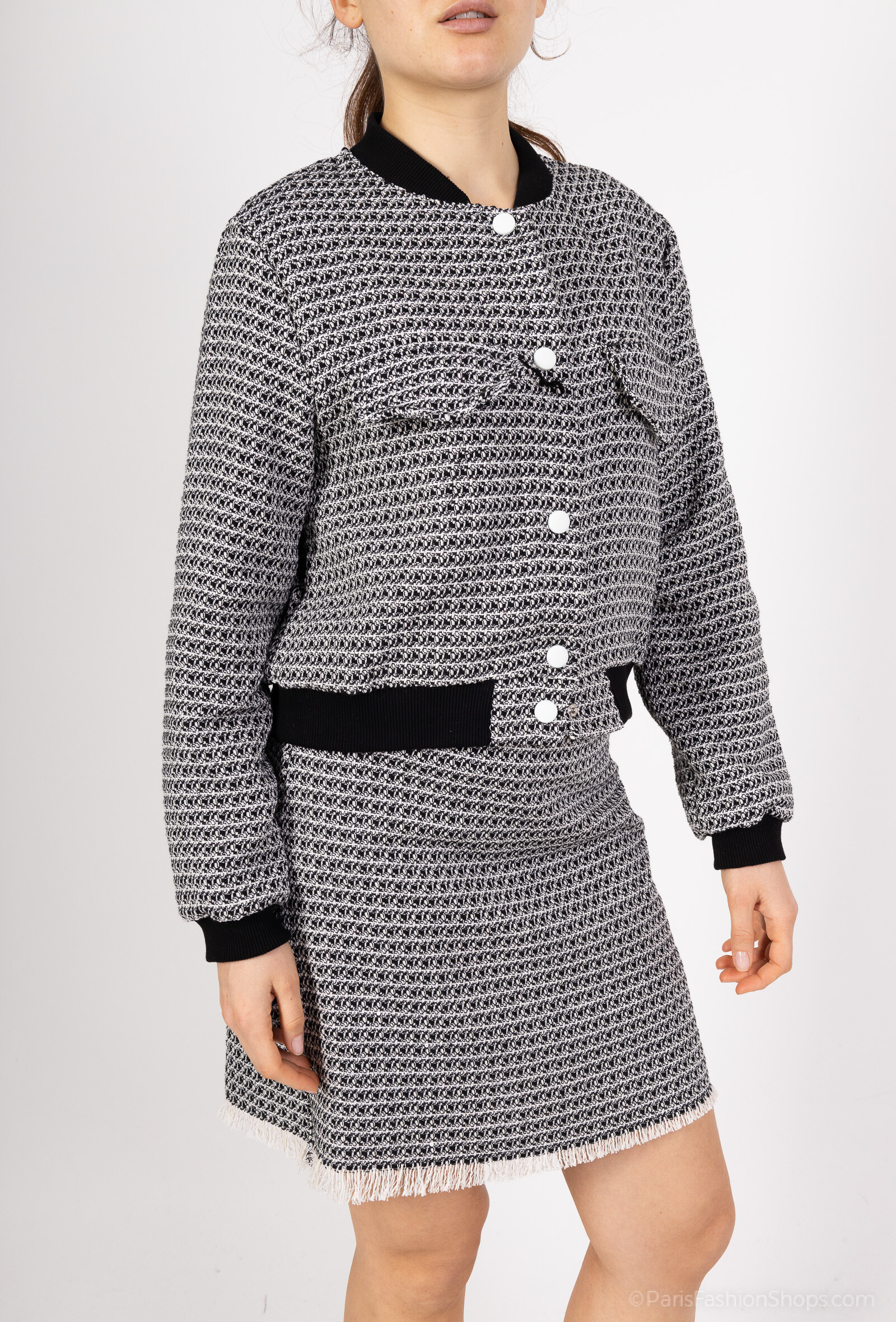 Grossiste Amy&Clo - Veste courte texturée avec boutons pression