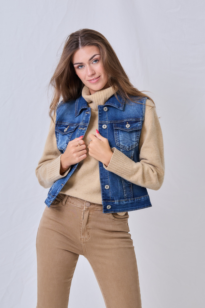 Wholesaler ANA & LUCY - Slim denim vest (Washed) - ANA & LUCY