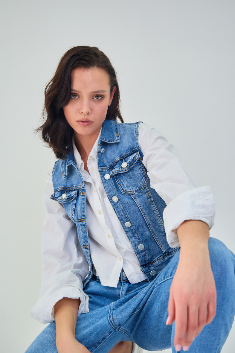 Slim denim vest (Washed) - ANA & LUCY - Jeans 1 - thumbnail