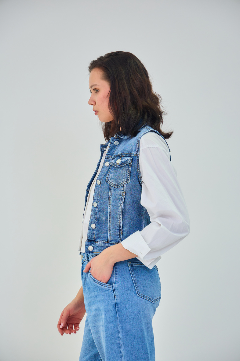 Slim denim vest (Washed) - ANA & LUCY - Jeans 4 - thumbnail