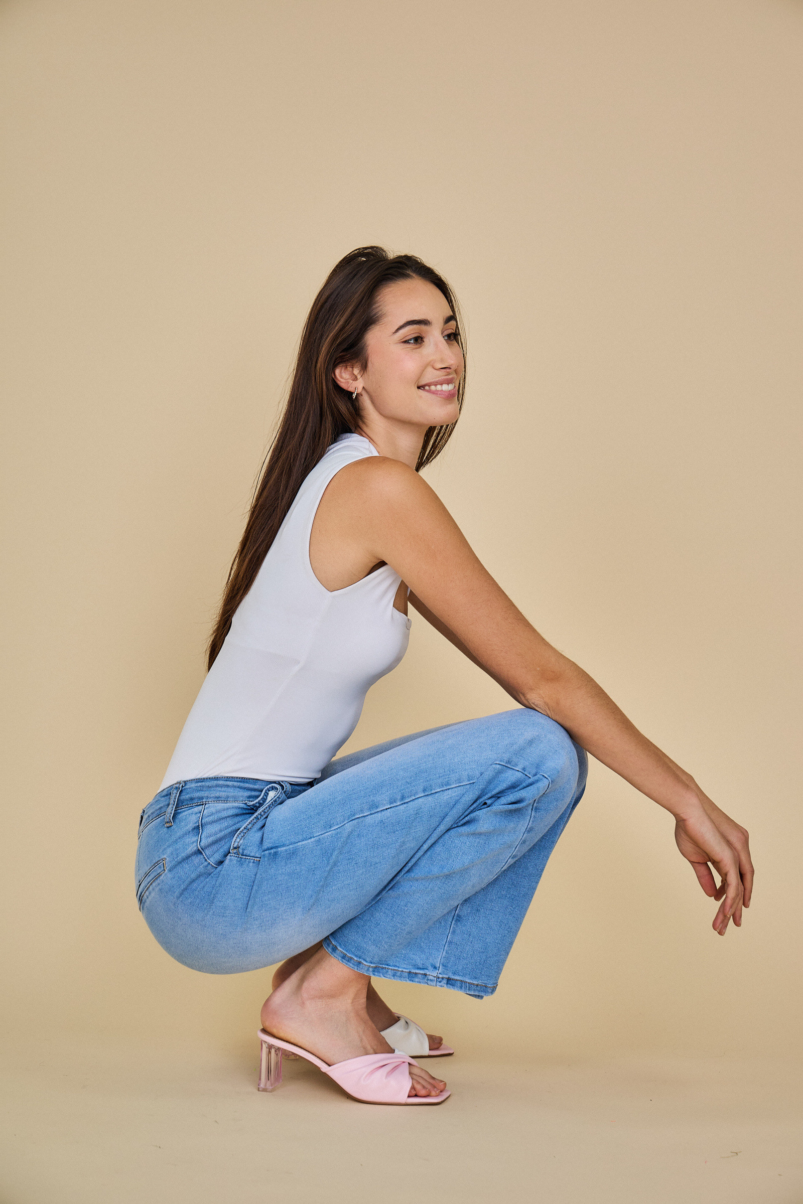 Wholesaler Ana & Lucy - Wide-Leg Jeans (Chino pockets) - ANA & LUCY