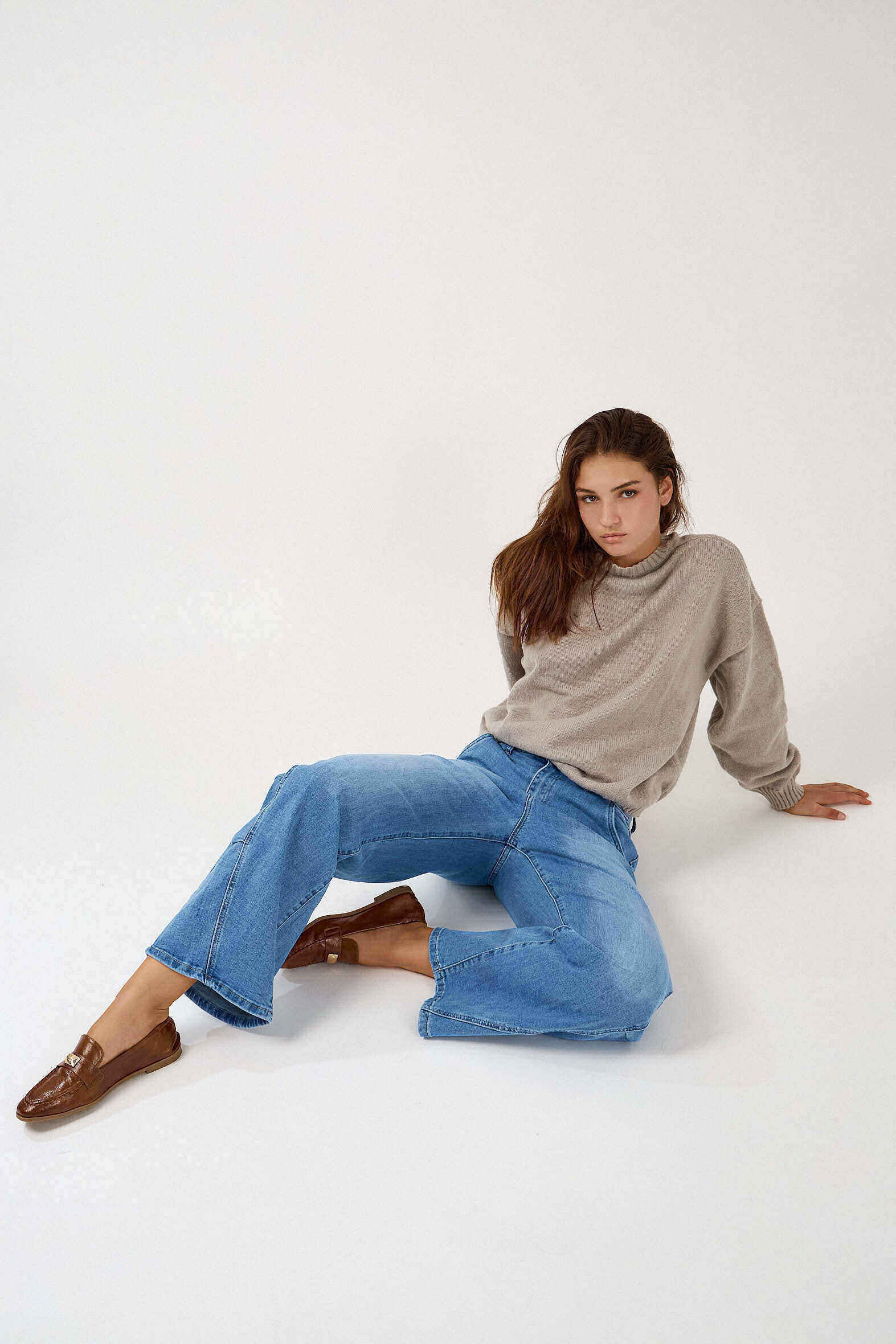 Grossista Ana & Lucy - Jeans Barrel "Milore" (Cuciture Ritorte) - Ana & Lucy