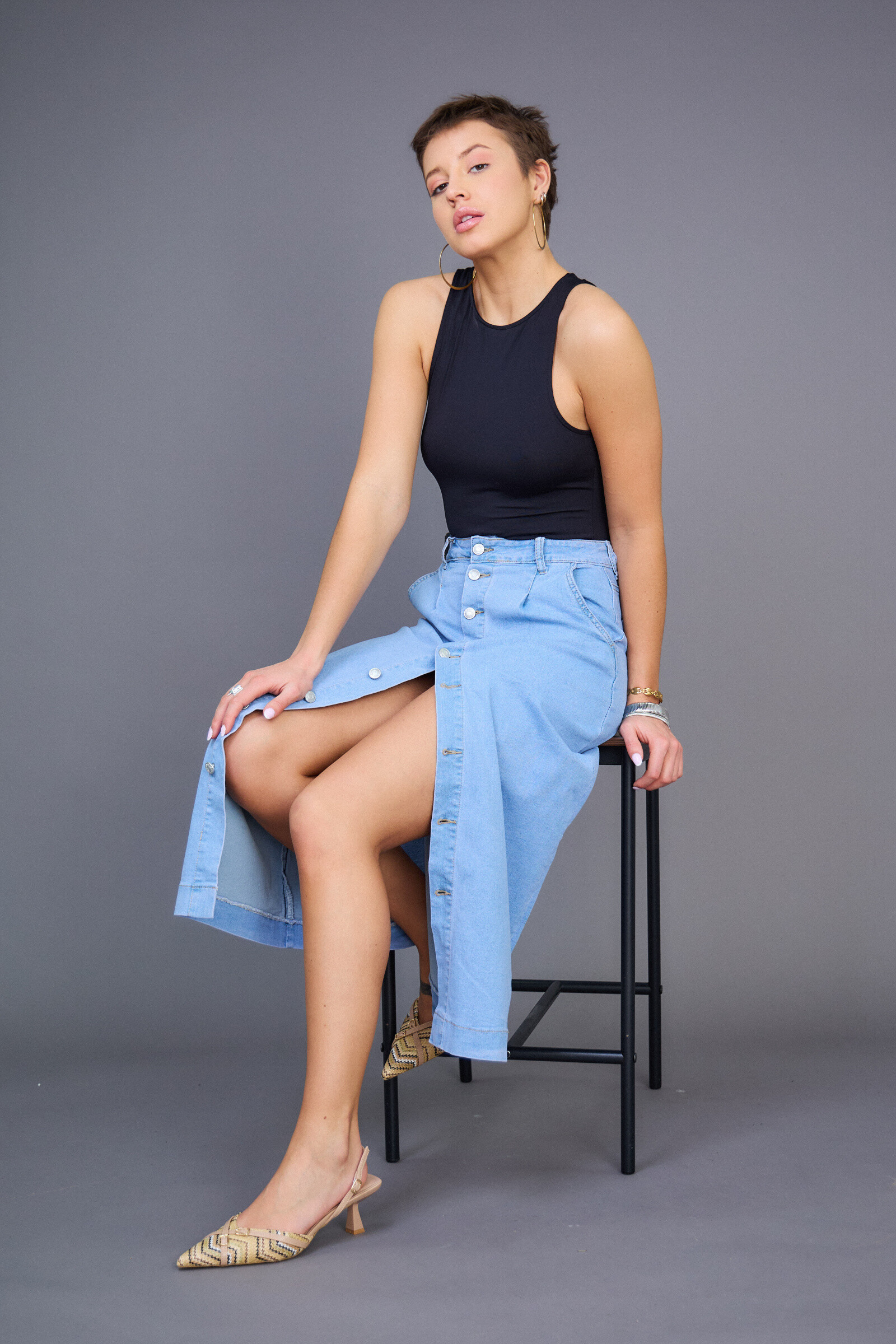 Grossista ANA & LUCY - Gonna di jeans lunghi (chiusura a bottone) - ANA & LUCY