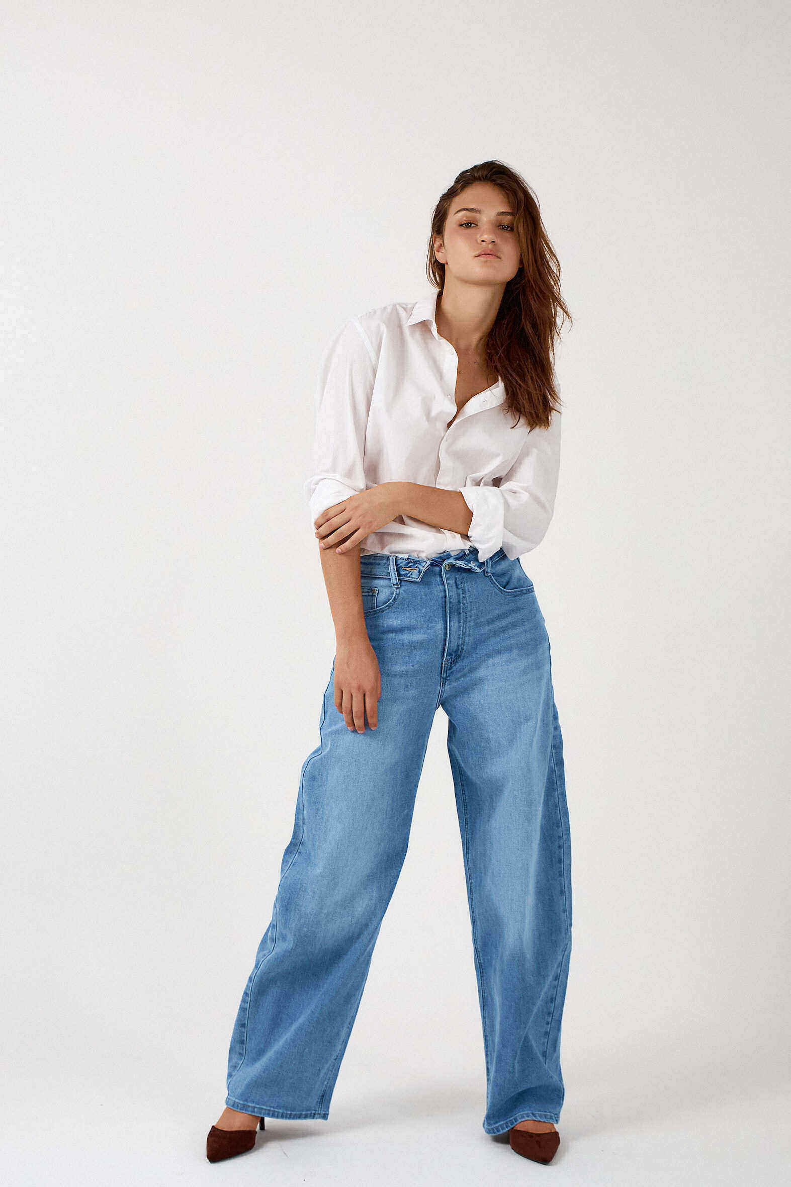 Großhändler Ana & Lucy - Barrel Loose "Lissia" Jeans (mit umgeschlagenem Bund) - Ana & Lucy