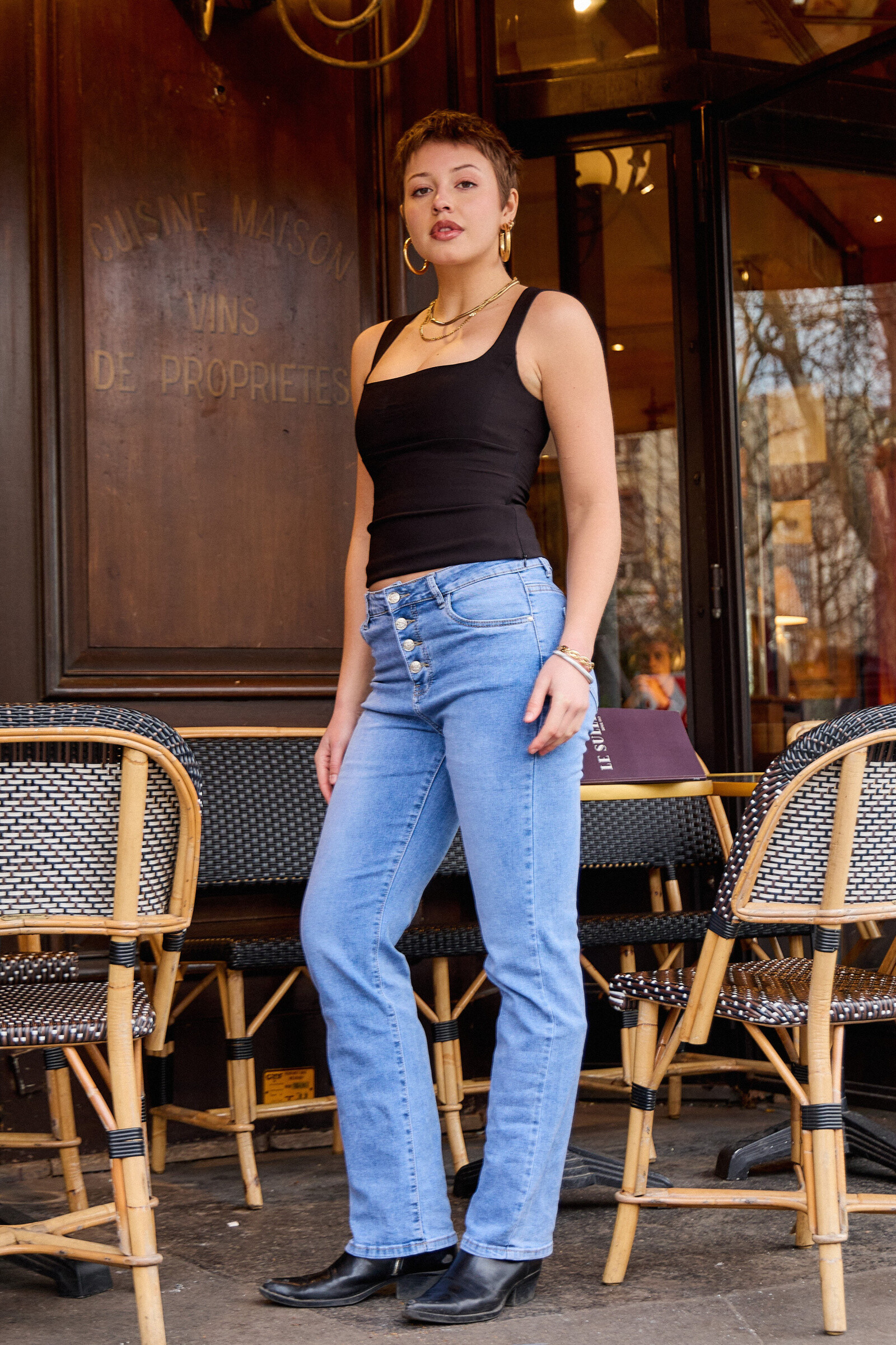 Großhändler ANA & LUCY - Jeans gerade Bein (Knopf geschlossen) - ANA & LUCY