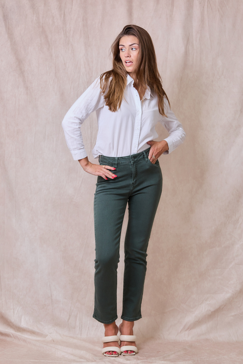 Grossiste ANA & LUCY - Pantalon straight-leg en couleur ( Coupe droite ) - ANA & LUCY