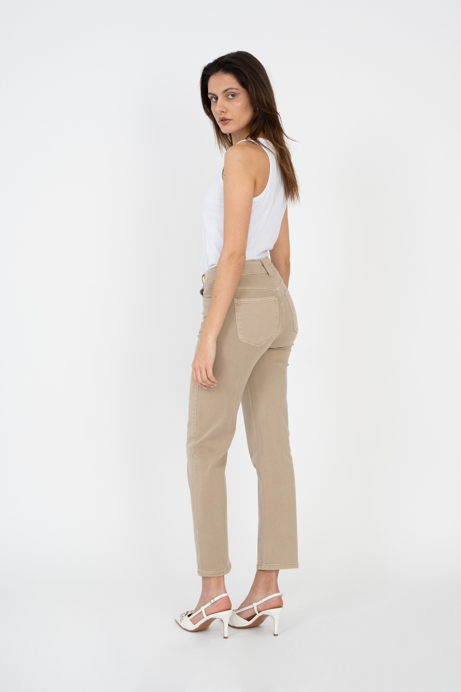 Straight-leg pants in color (Straight cut) - ANA & LUCY - Cream - 4 - large format