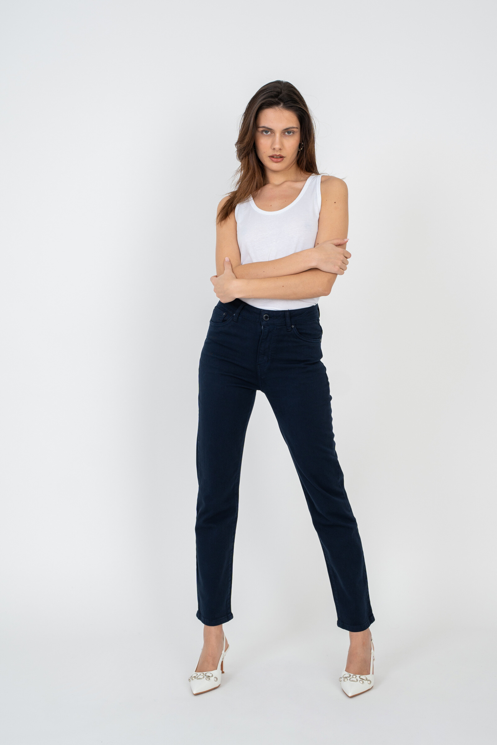 Straight-leg pants in color (Straight cut) - ANA & LUCY - Navy - 1 - large format
