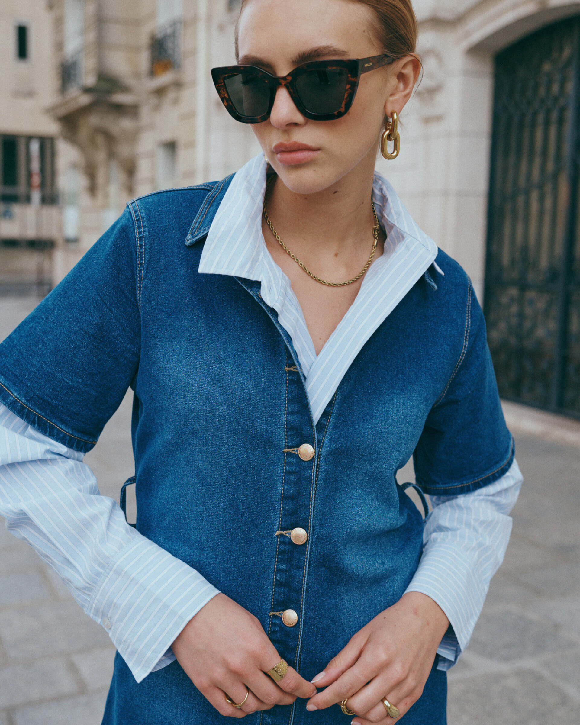 Grossiste Ana & Lucy - Robe en jean ceinturée - Ana & Lucy