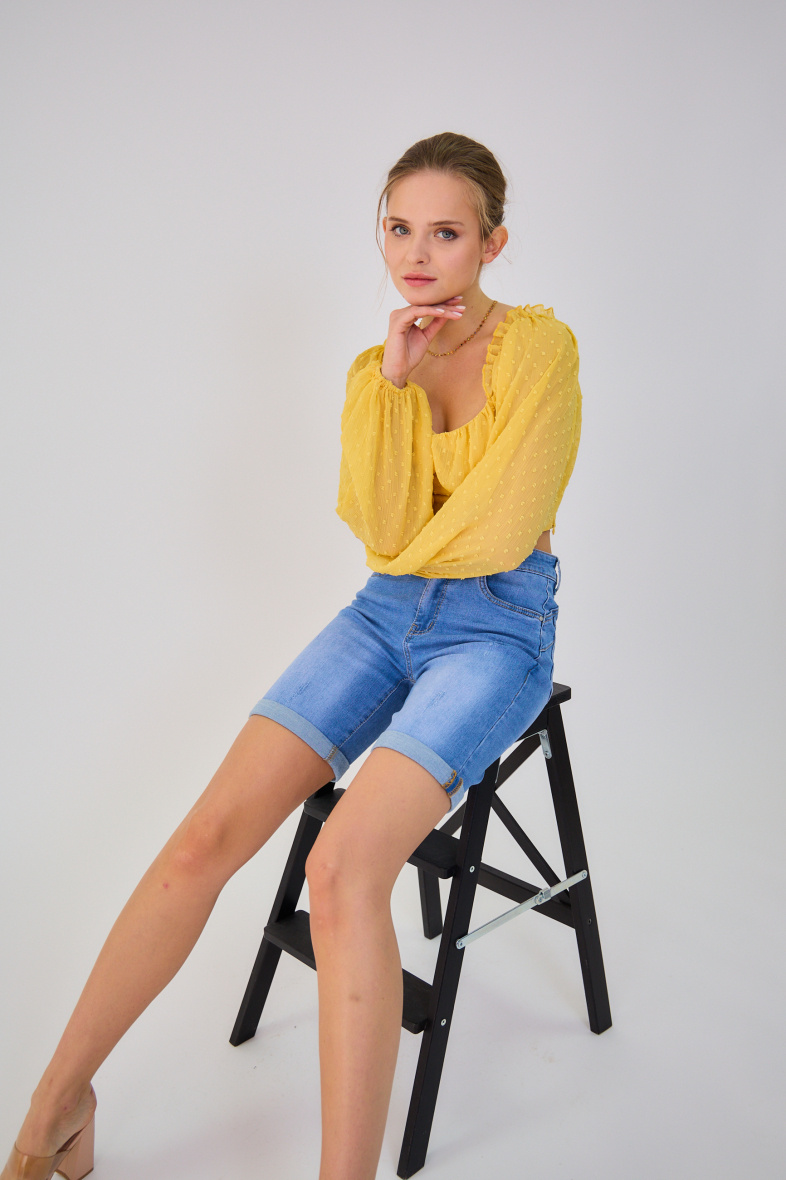 Grossiste Ana & Lucy - Short en jeans push-up délavé ( Grande Taille ) - ANA & LUCY