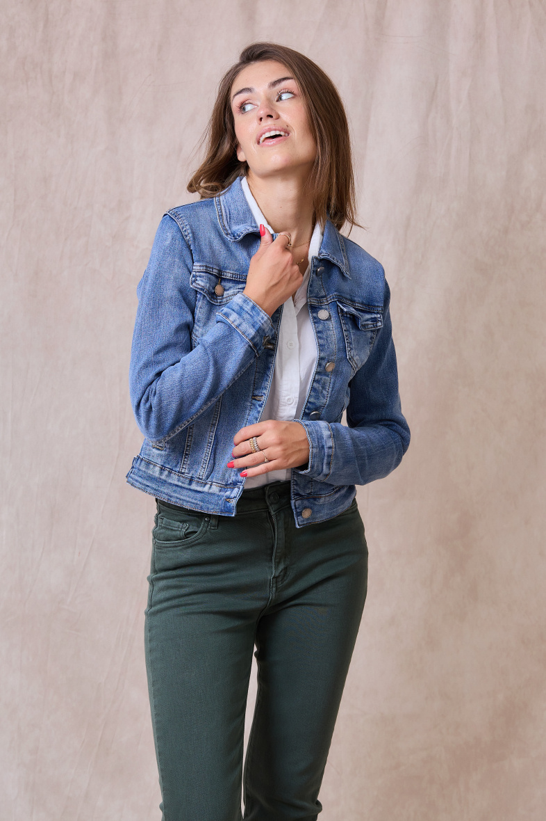 Wholesaler ANA & LUCY - Slim denim jacket (Washed) - ANA & LUCY