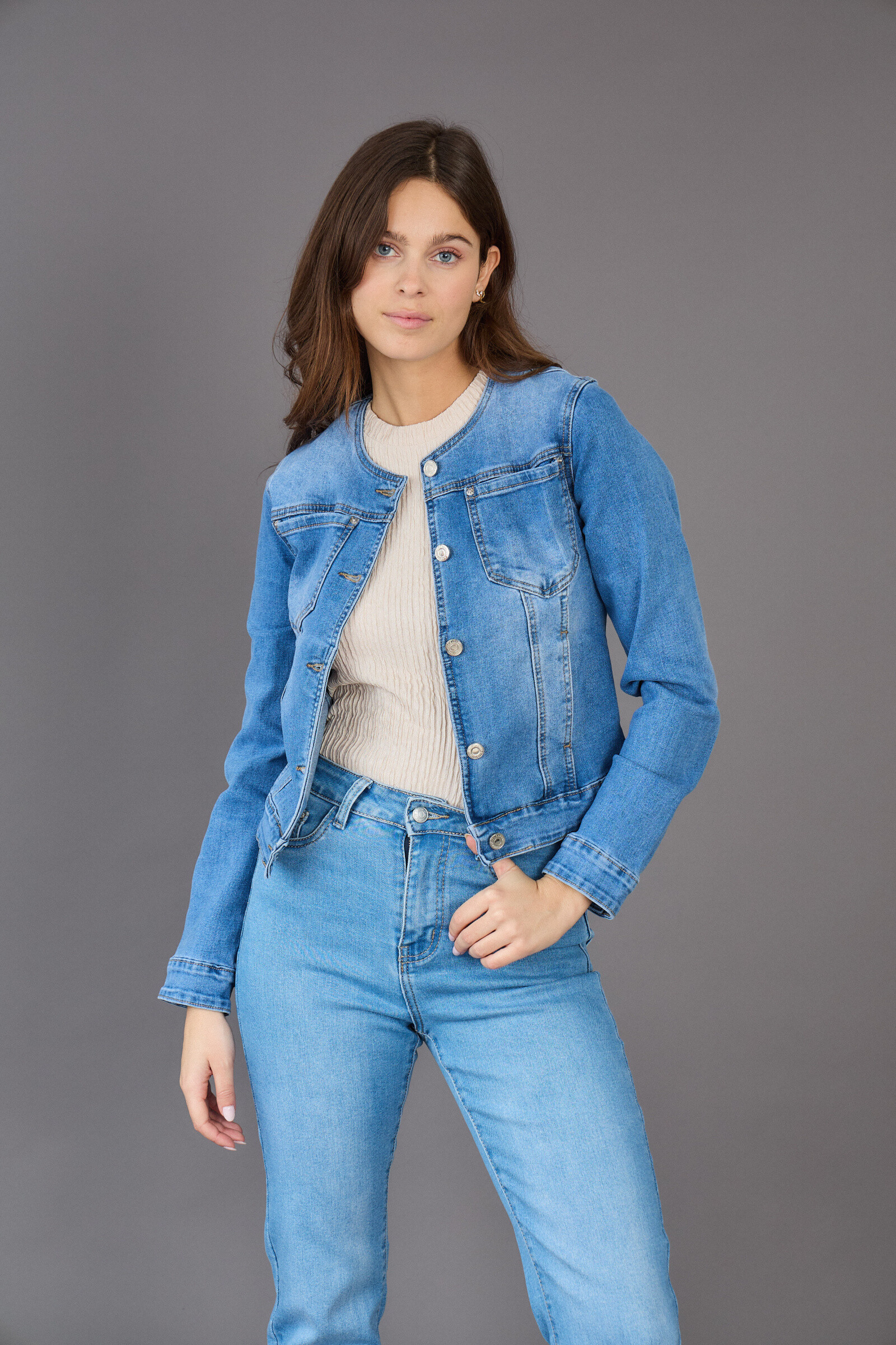 Großhändler ANA & LUCY - Jeansjacke - ANA & LUCY