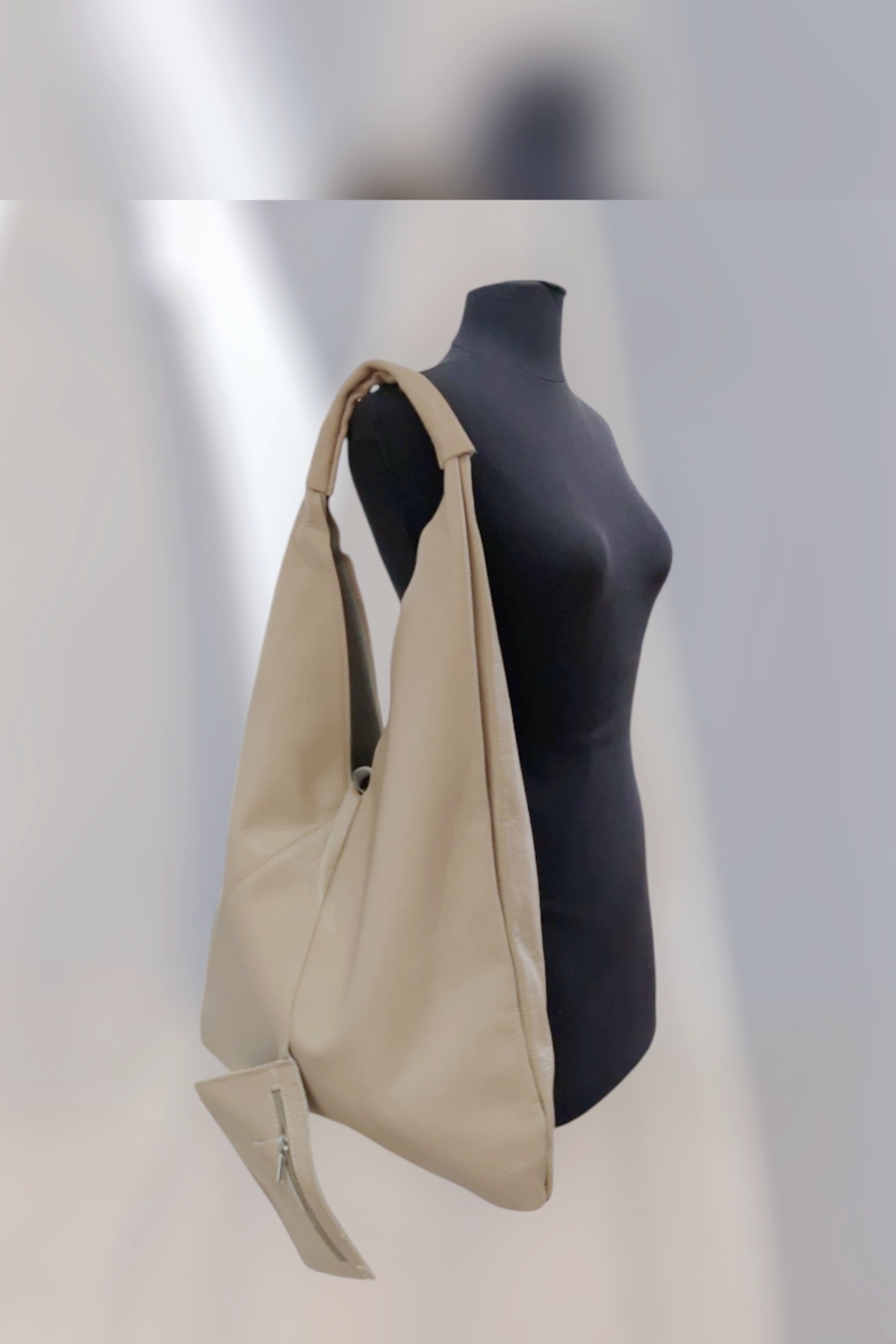 Mayorista Andie Blue - BOLSO HOBO DE CUERO DE VACA   47*2*64CM