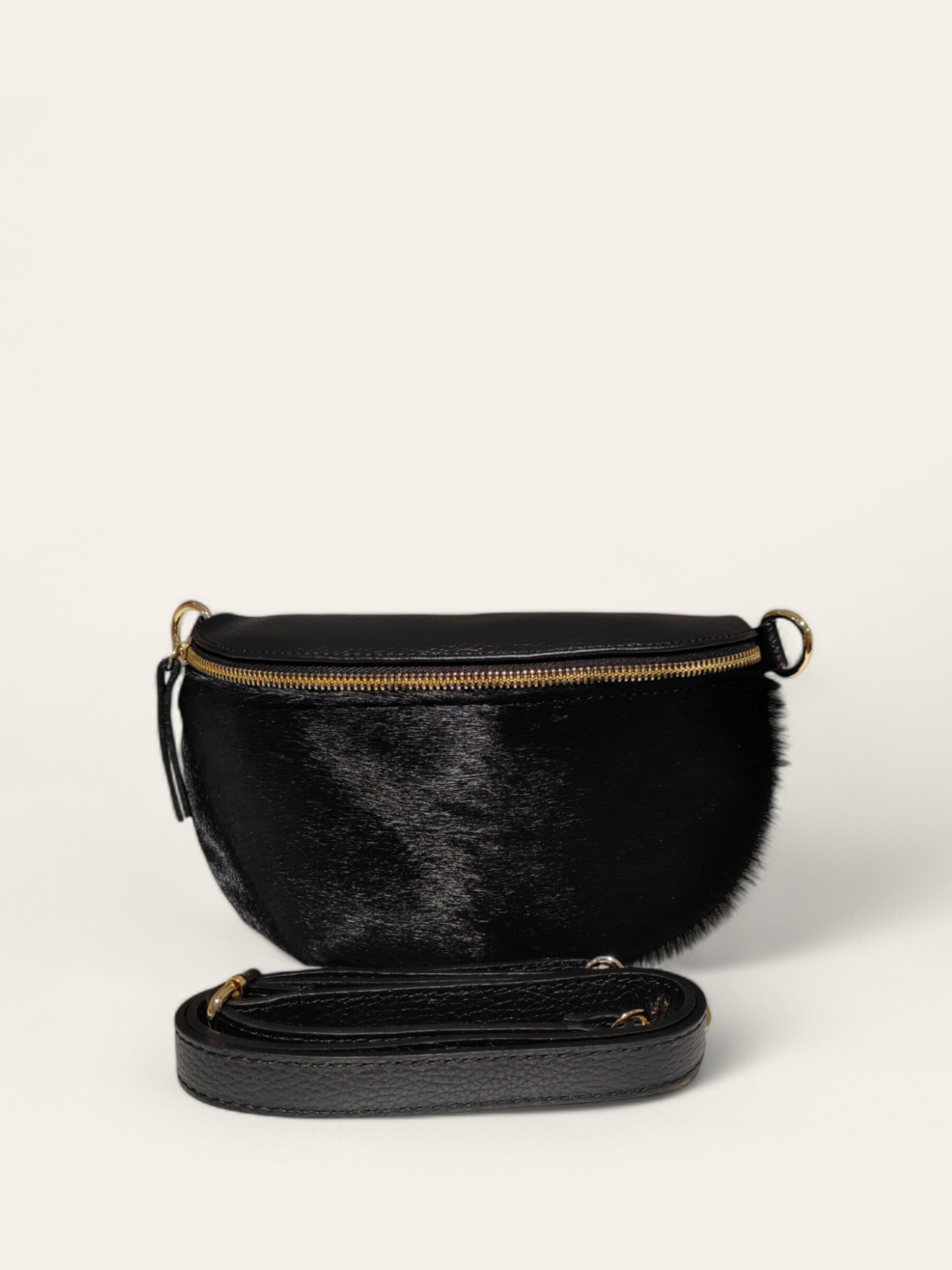 Wholesaler Andie Blue - COWLIGHT LEATHER CROSSBODY BELT BAG