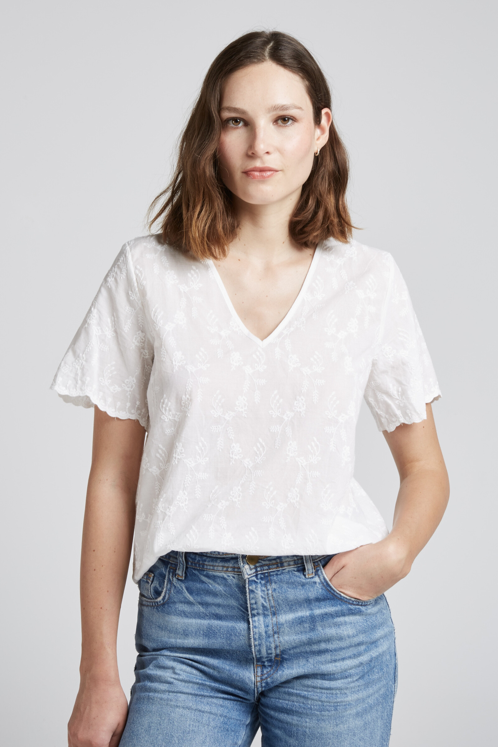 Wholesaler Andy & Lucy - Floral cotton blouse