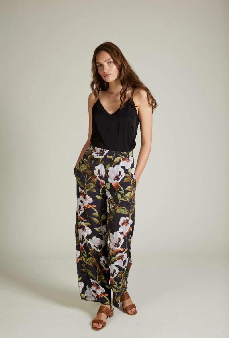 Grossiste Andy & Lucy - Pantalon fluide imprimé floral