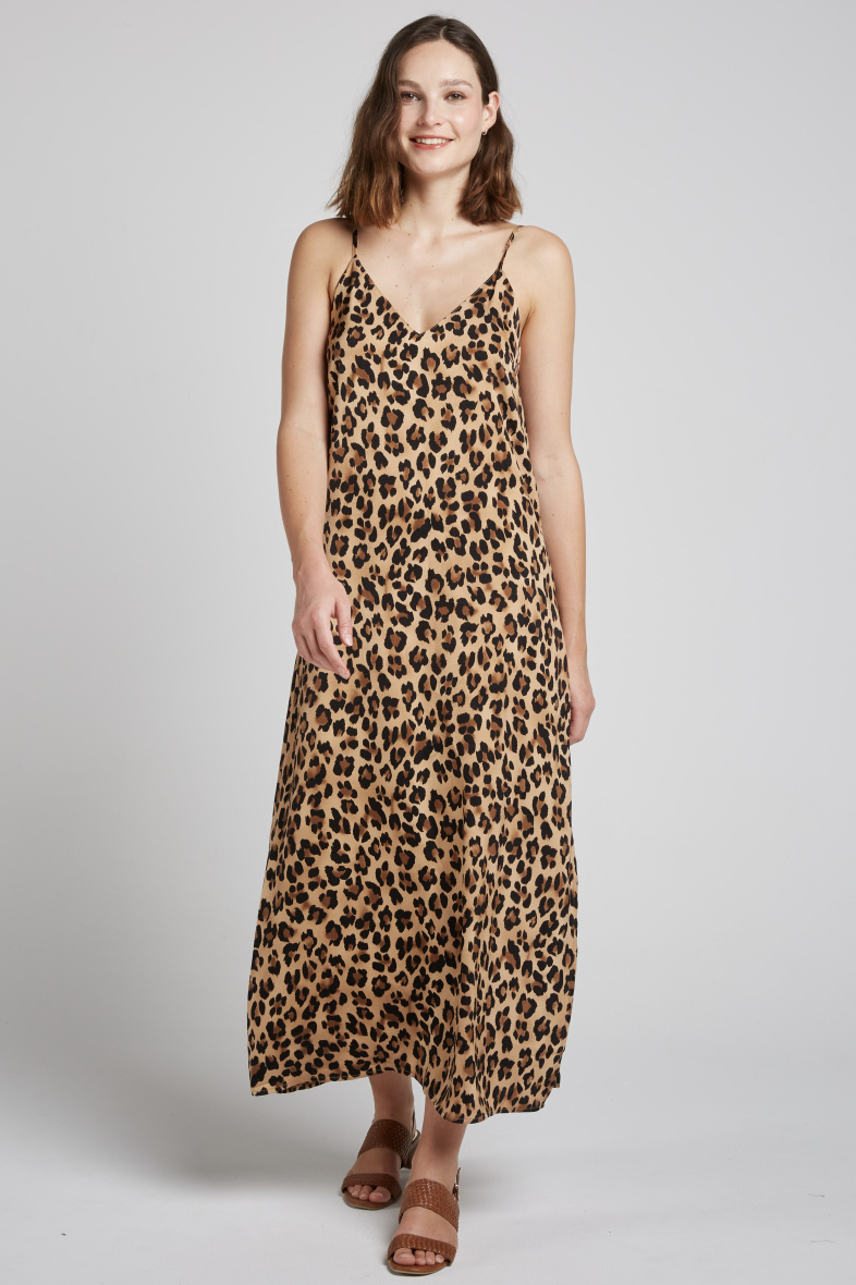 Grossiste Andy & Lucy - Robe midi imprimé léopard