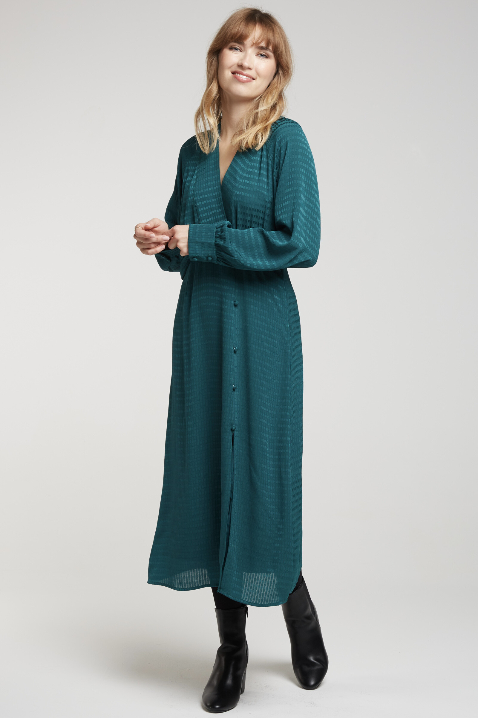 Wholesaler Andy & Lucy - Dress with crossed collar and buttons