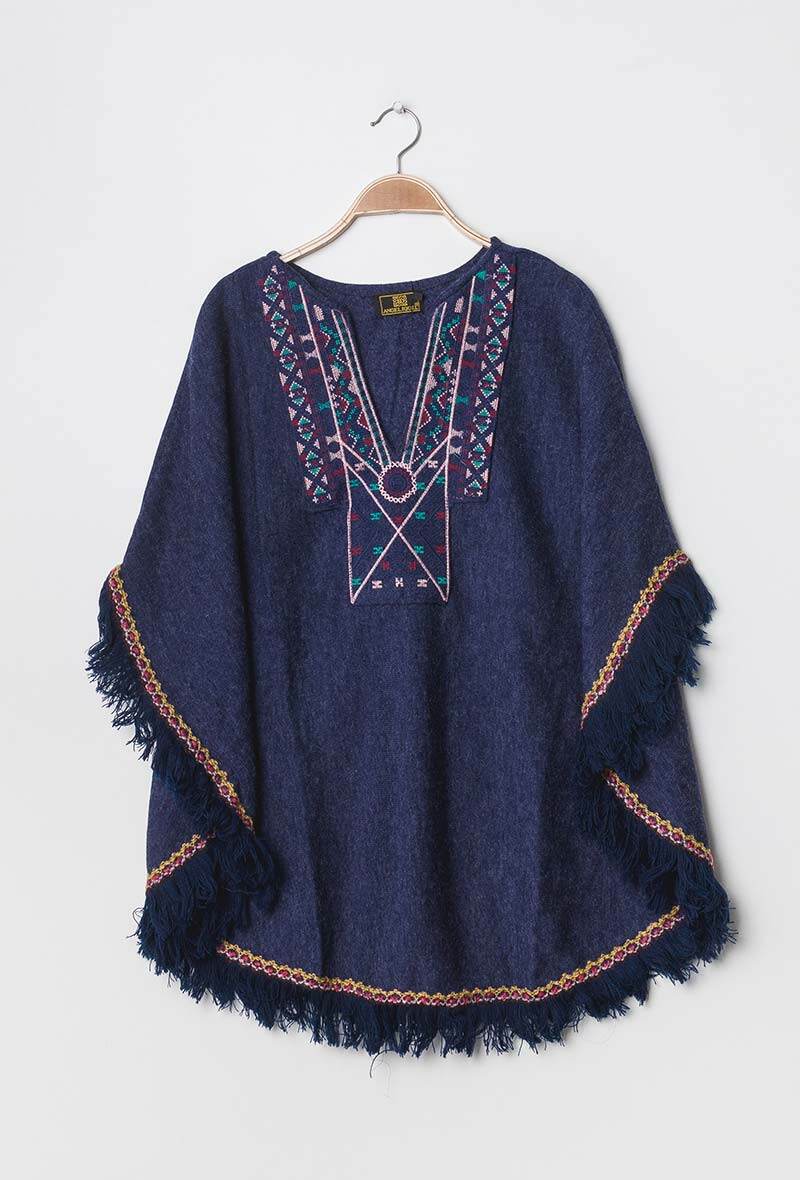 Wholesaler Angelique.L - PONCHO WITH EMBROIDERIES