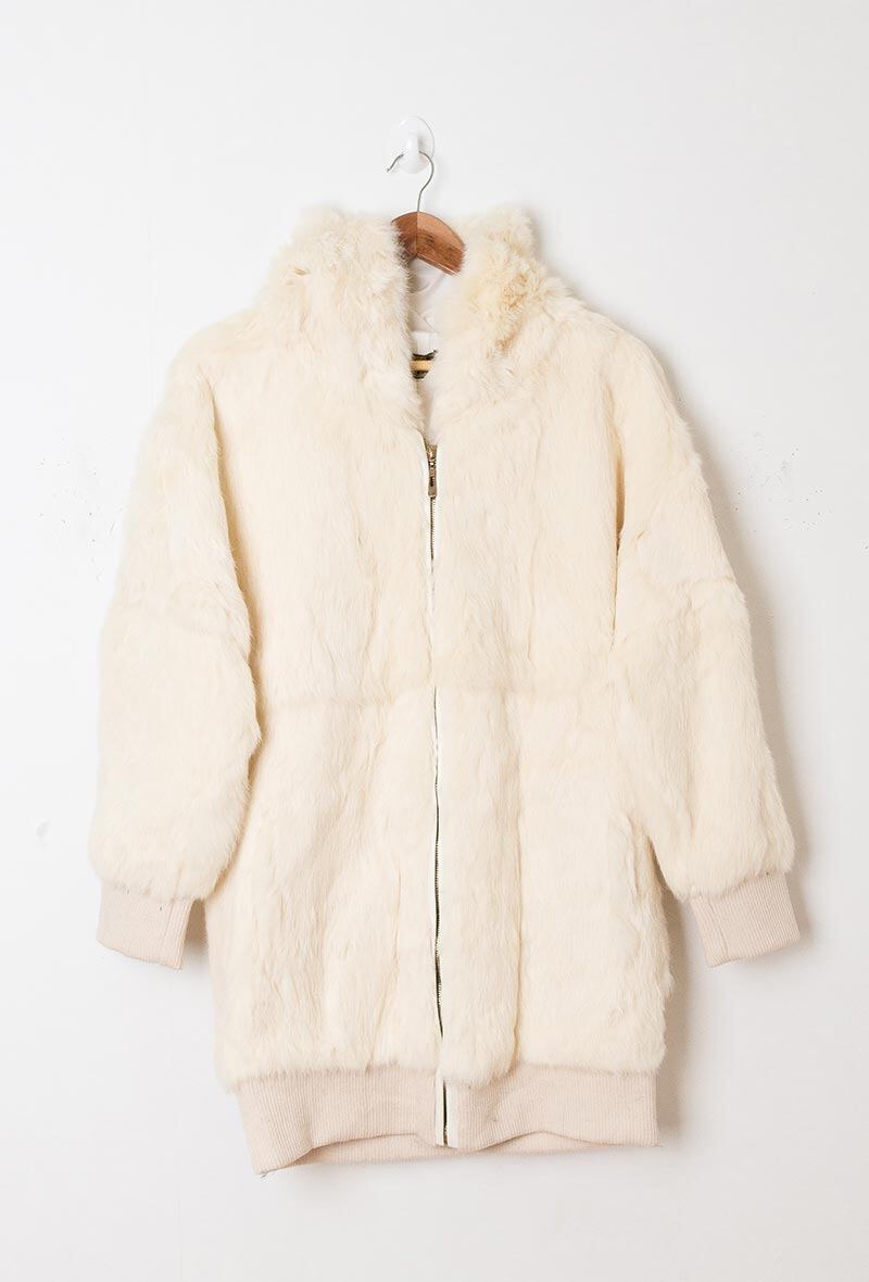 Grossiste Angelique.L - MANTEAU EN LAPIN AVEC CAPUCHE