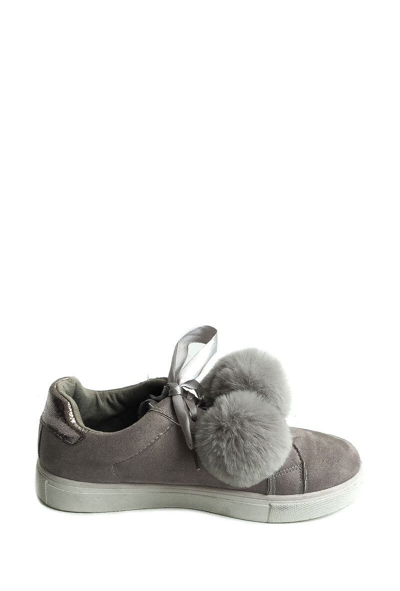 Wholesaler Anoushka (Shoes) - Bskets avec pompons.
Semelle intérieure en textile.