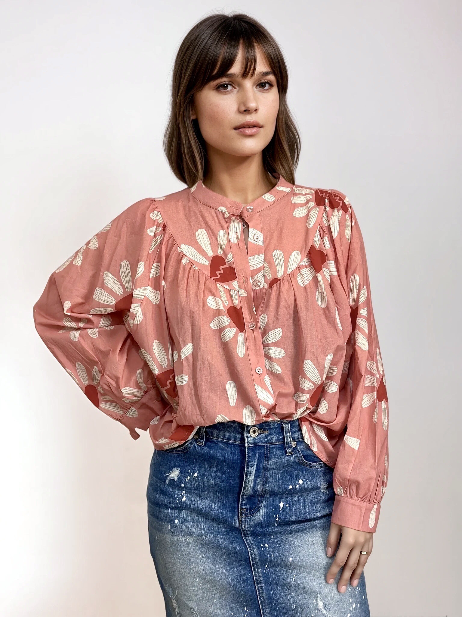 Wholesaler APRIL VINTAGE - Kassandra shirts